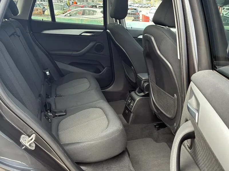 BMW X1 sDrive18i - foto 27