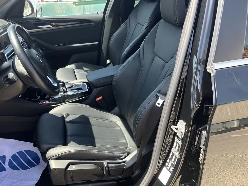 BMW X3 Serie xDrive 20d 2.0 - foto 13