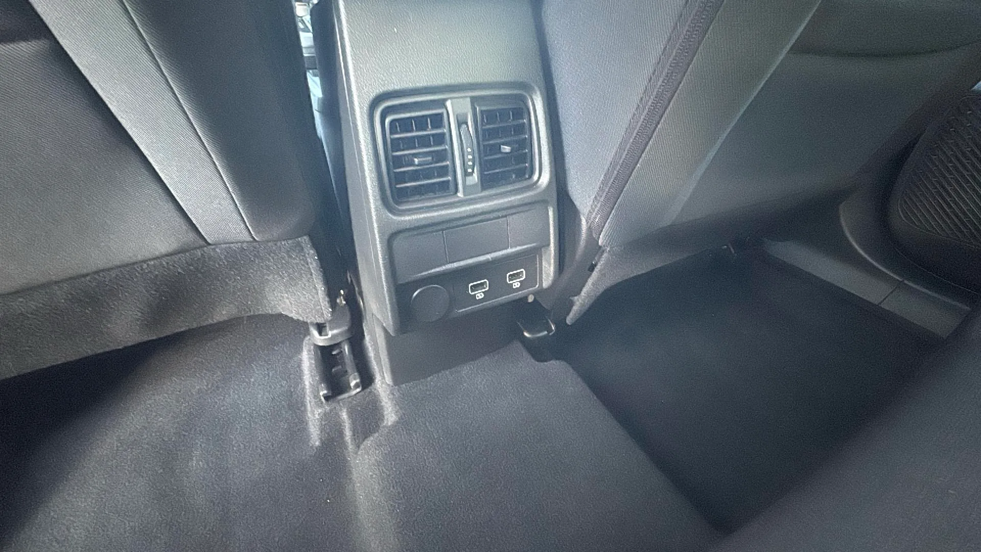 Renault Arkana Equilibre TCe EDC mild hyb - foto 26