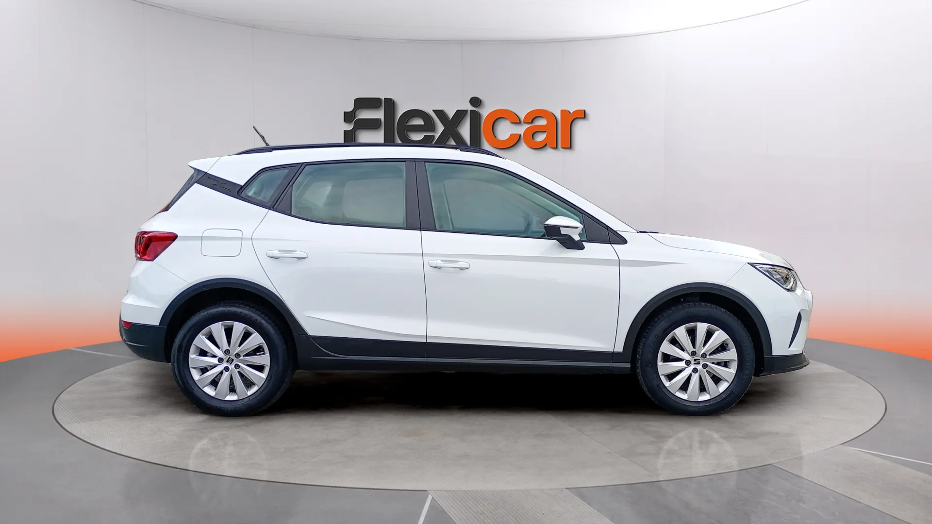 SEAT Arona 1.0 TSI DSG Style XM - foto 9