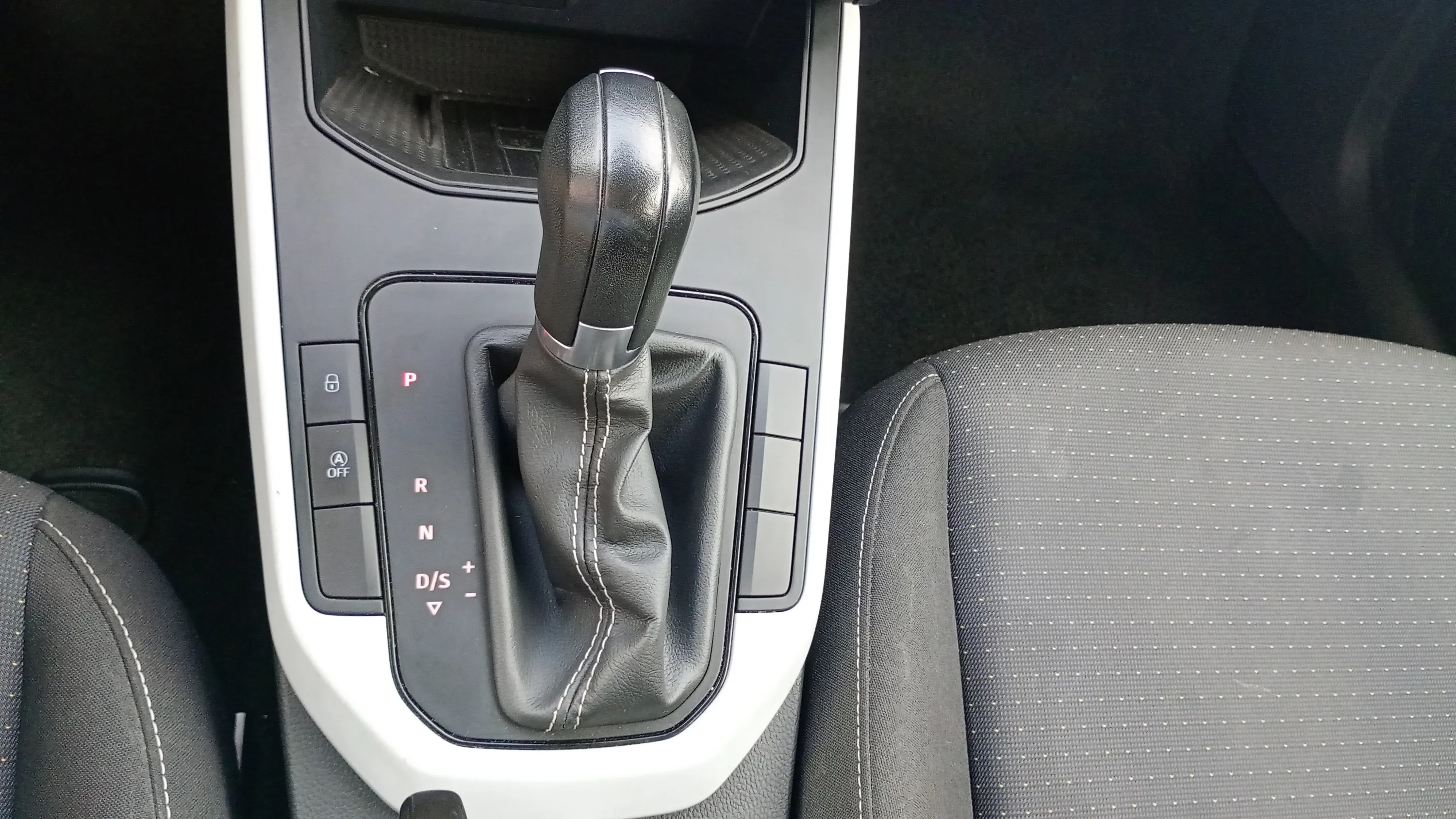 SEAT Arona 1.0 TSI DSG Style XM - foto 17
