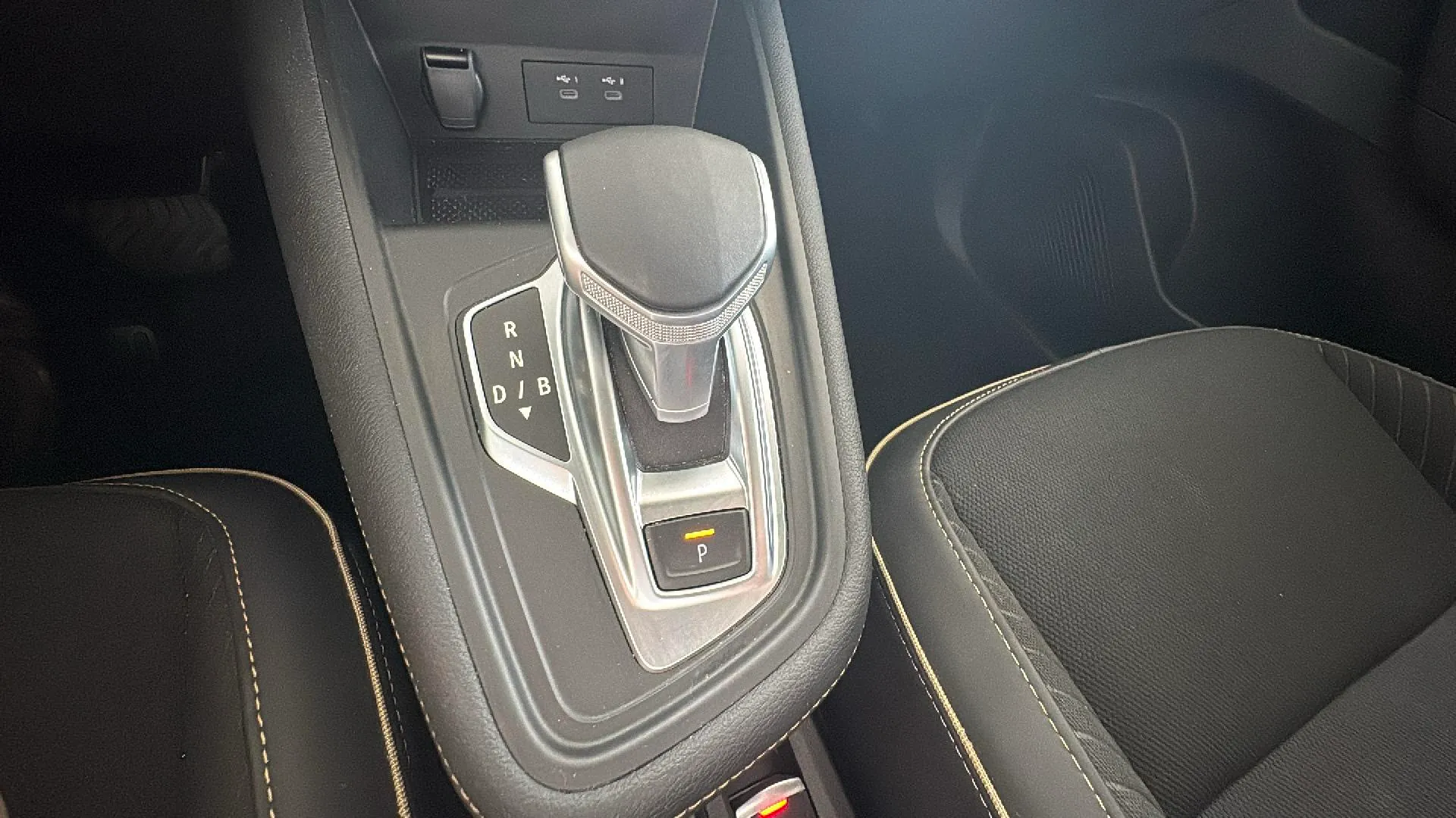 Renault Symbioz Iconic E-Tech full hybr - foto 25
