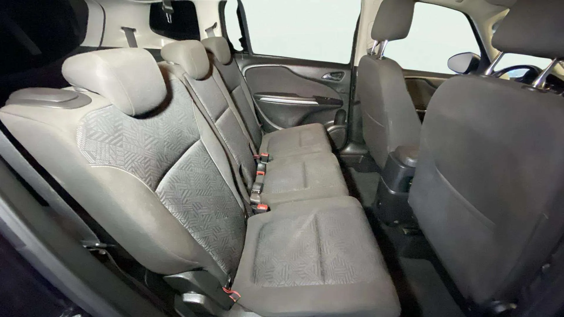 Opel Zafira 1.6 CDTi Family - foto 14