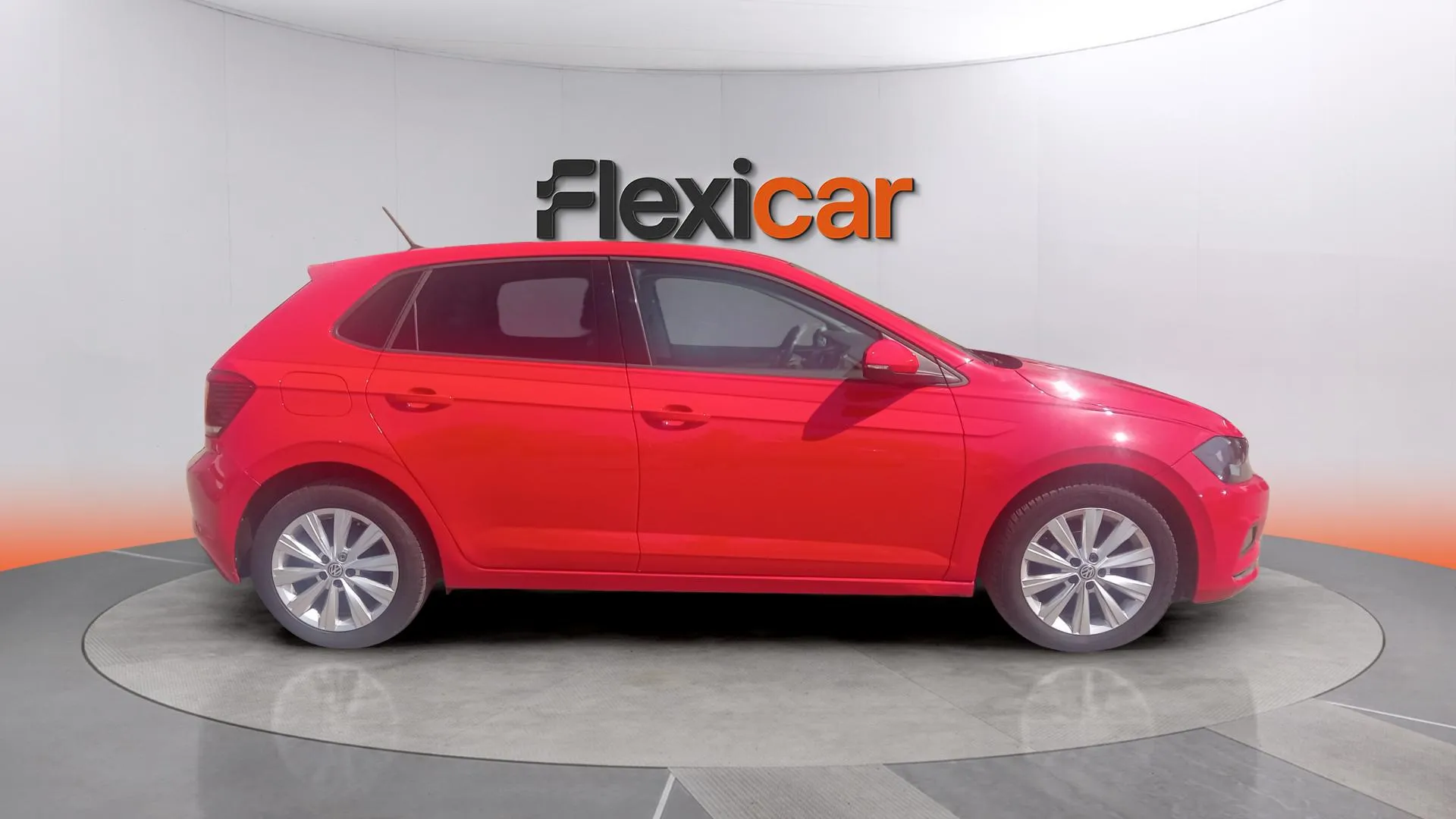 Volkswagen Polo Sport 1.0 TSI DSG - foto 12