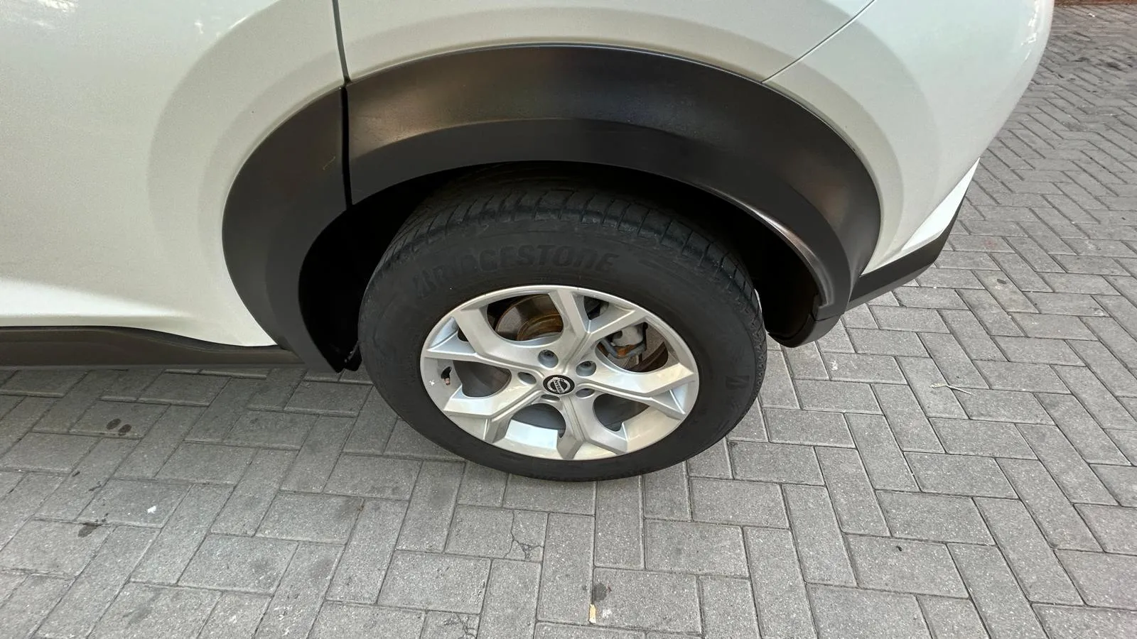 Nissan Juke DIG-T DCT N-Connecta - foto 29
