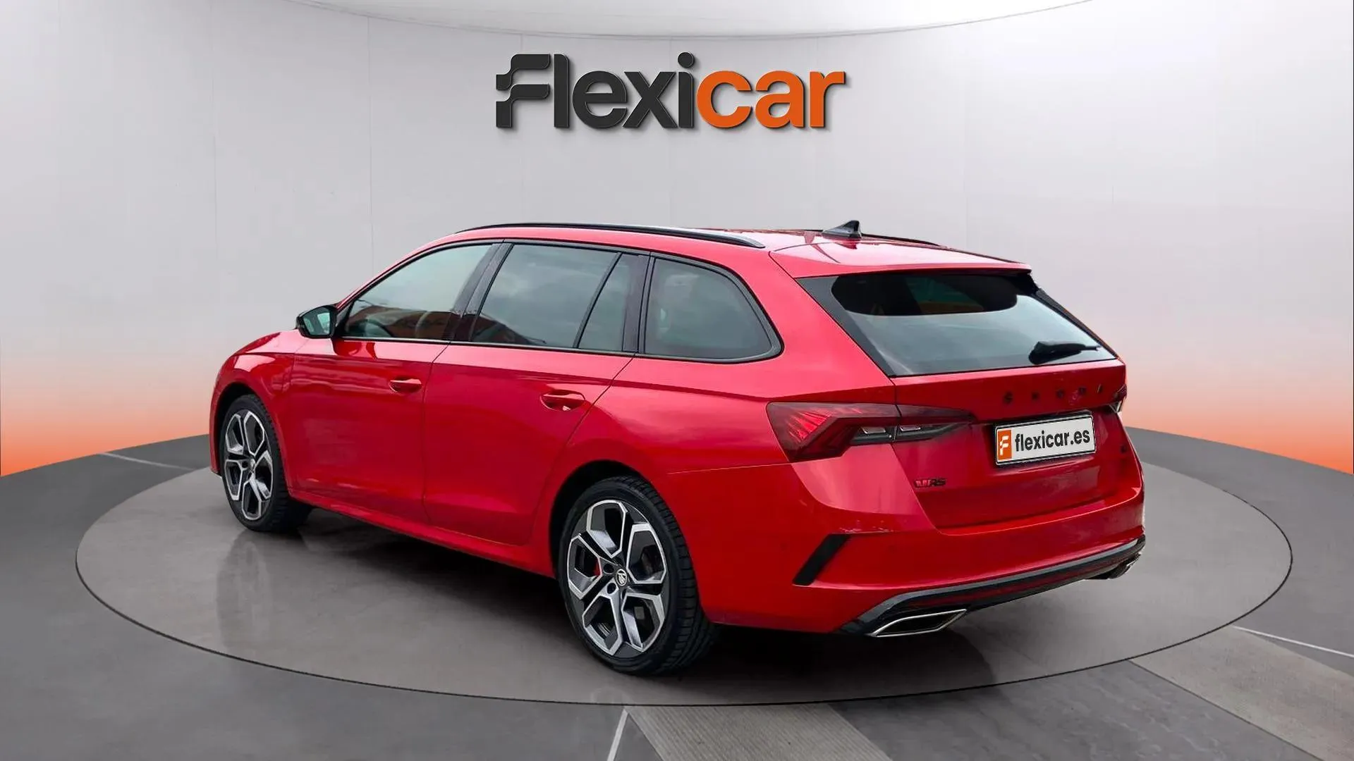 Škoda Octavia Combi 2.0 TSI DSG RS - foto 5