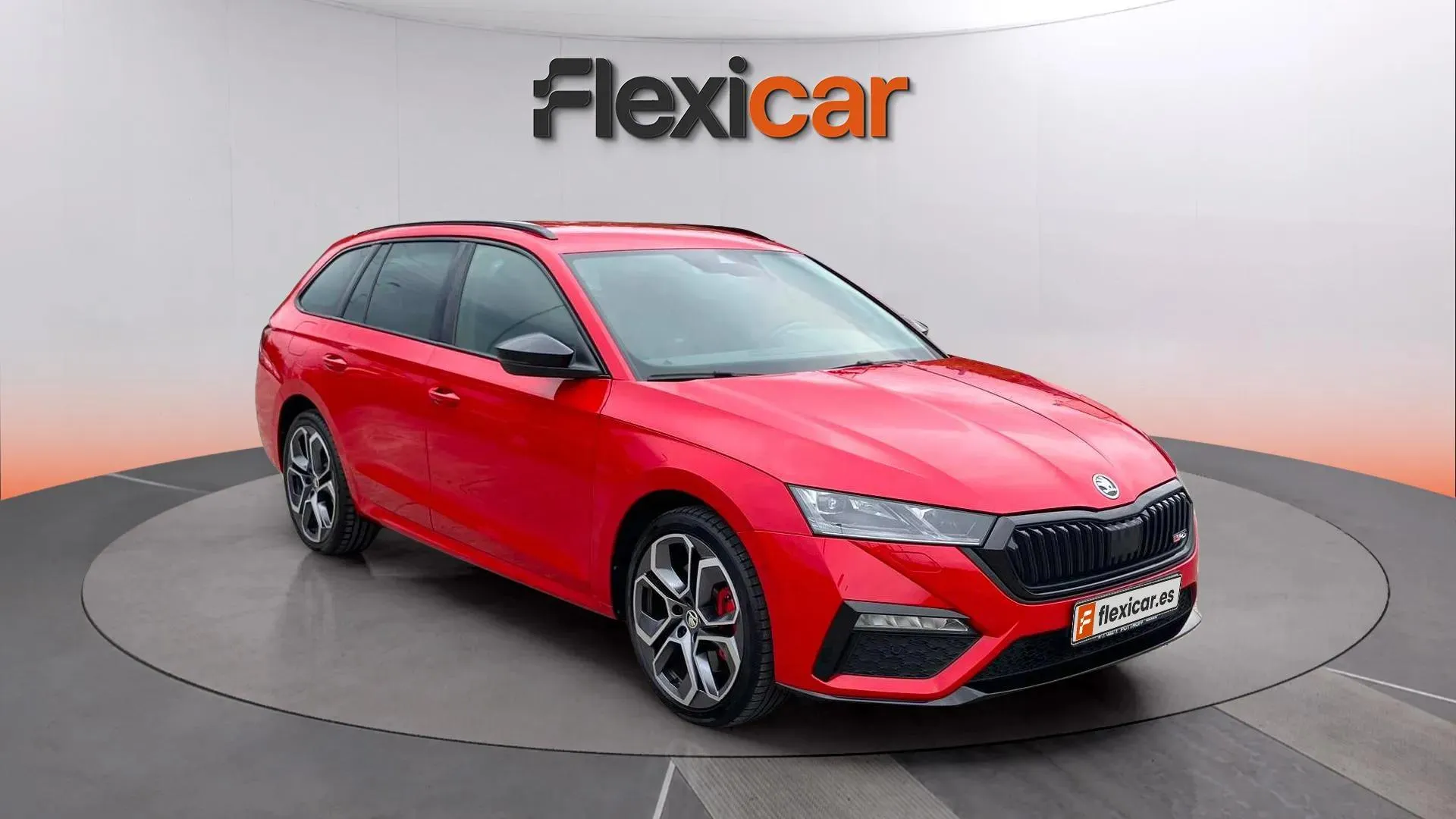 Škoda Octavia Combi 2.0 TSI DSG RS - foto 1