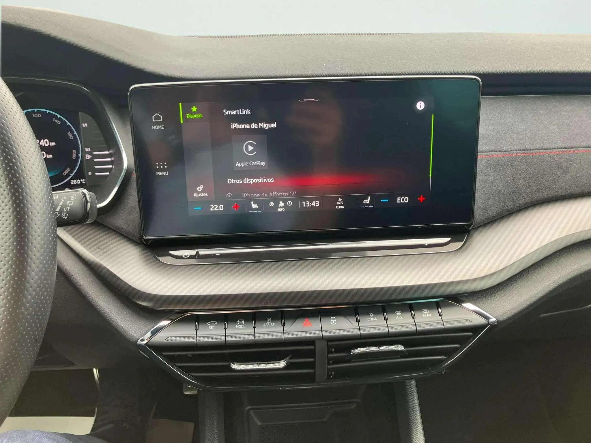 Škoda Octavia Combi 2.0 TSI DSG RS - foto 26