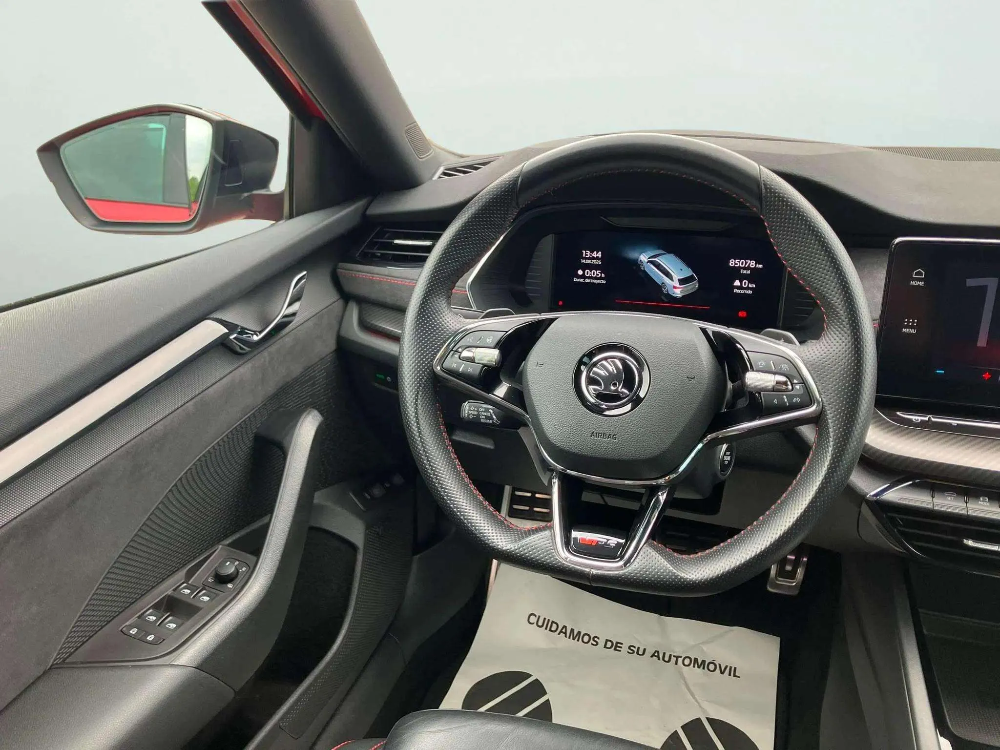 Škoda Octavia Combi 2.0 TSI DSG RS - foto 18