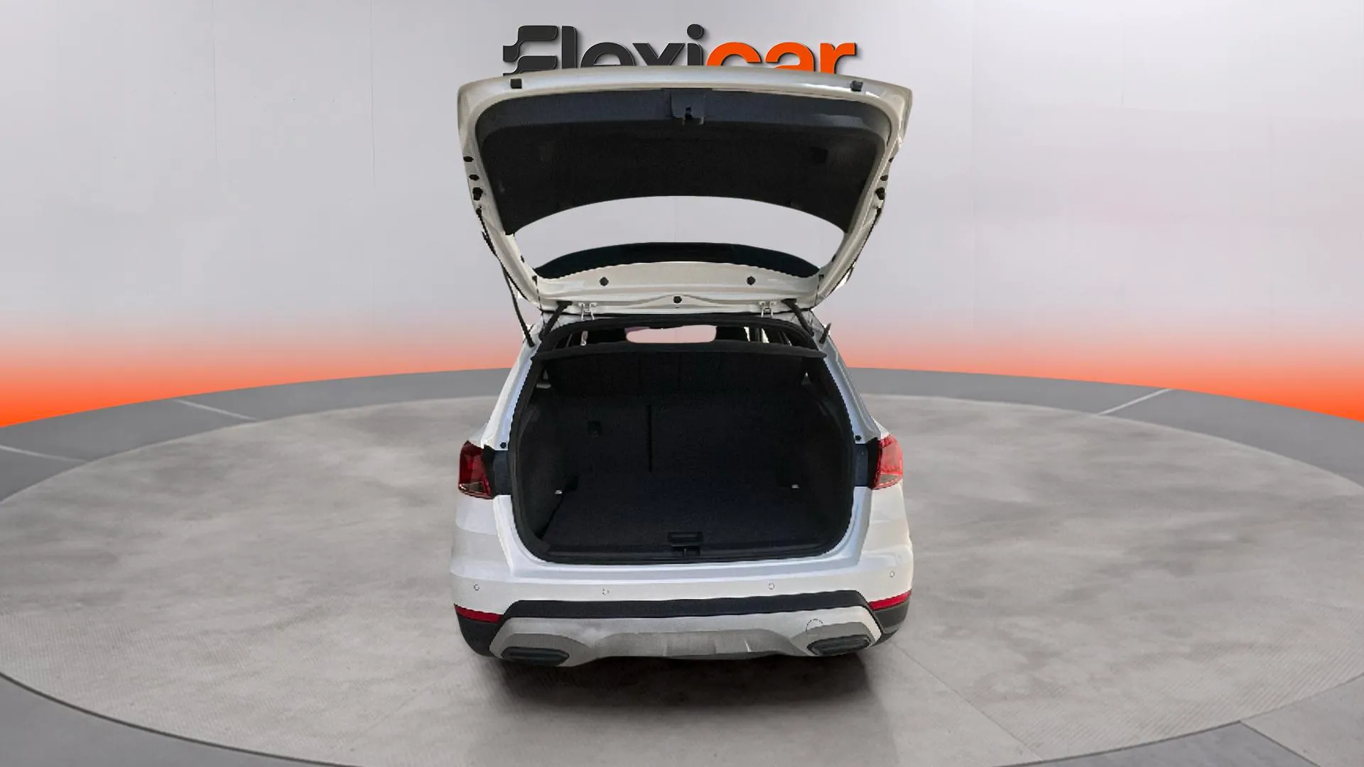 SEAT Arona 1.0 TSI Style Plus - foto 17