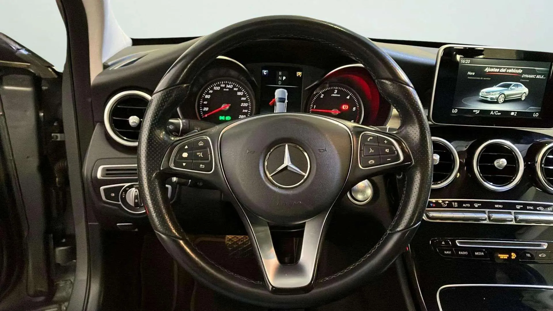 Mercedes-Benz Clase C C 220 d 4MATIC - foto 9