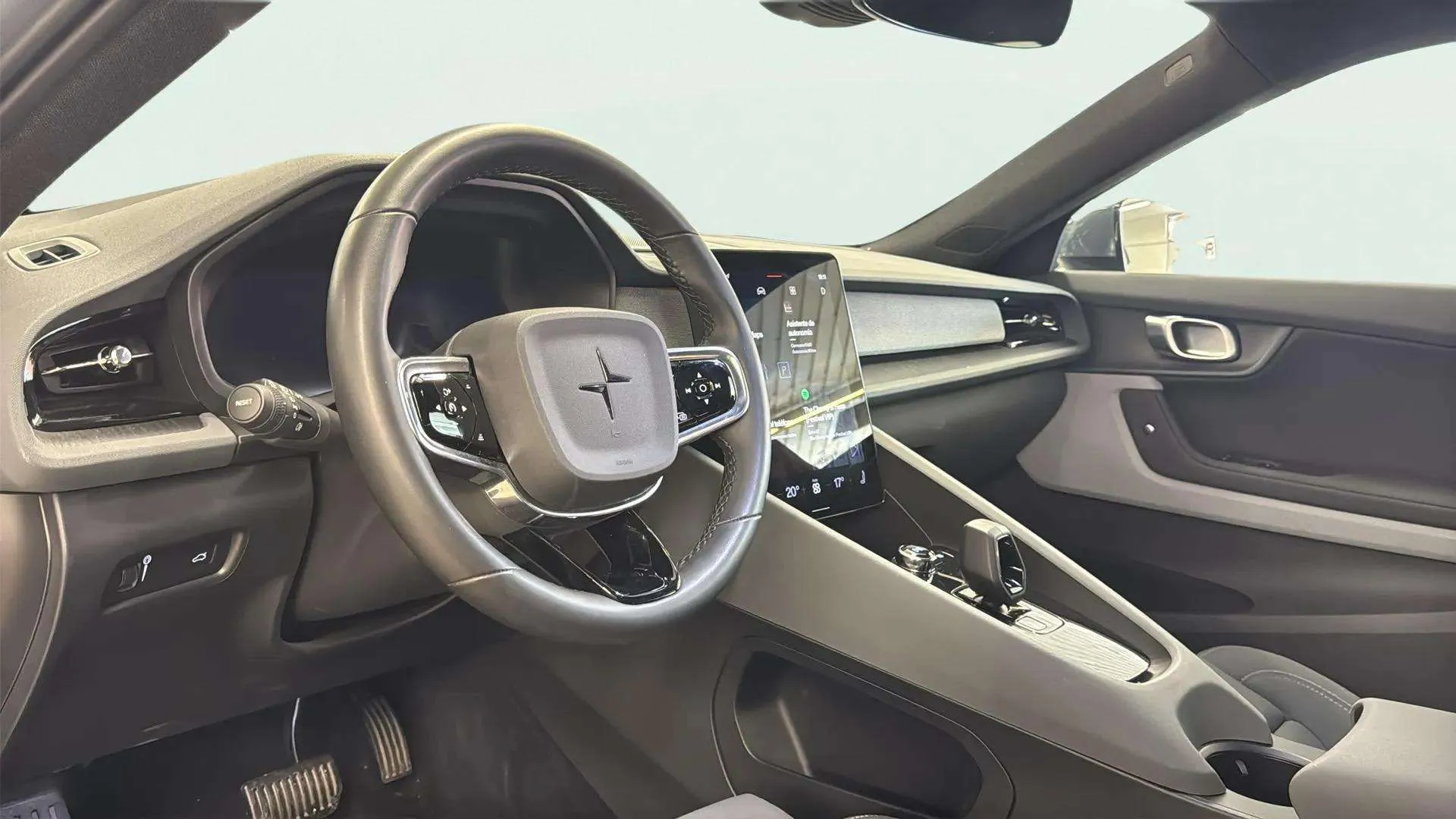 Polestar 2 Standard Range Single Motor FWD 69kWh - foto 12