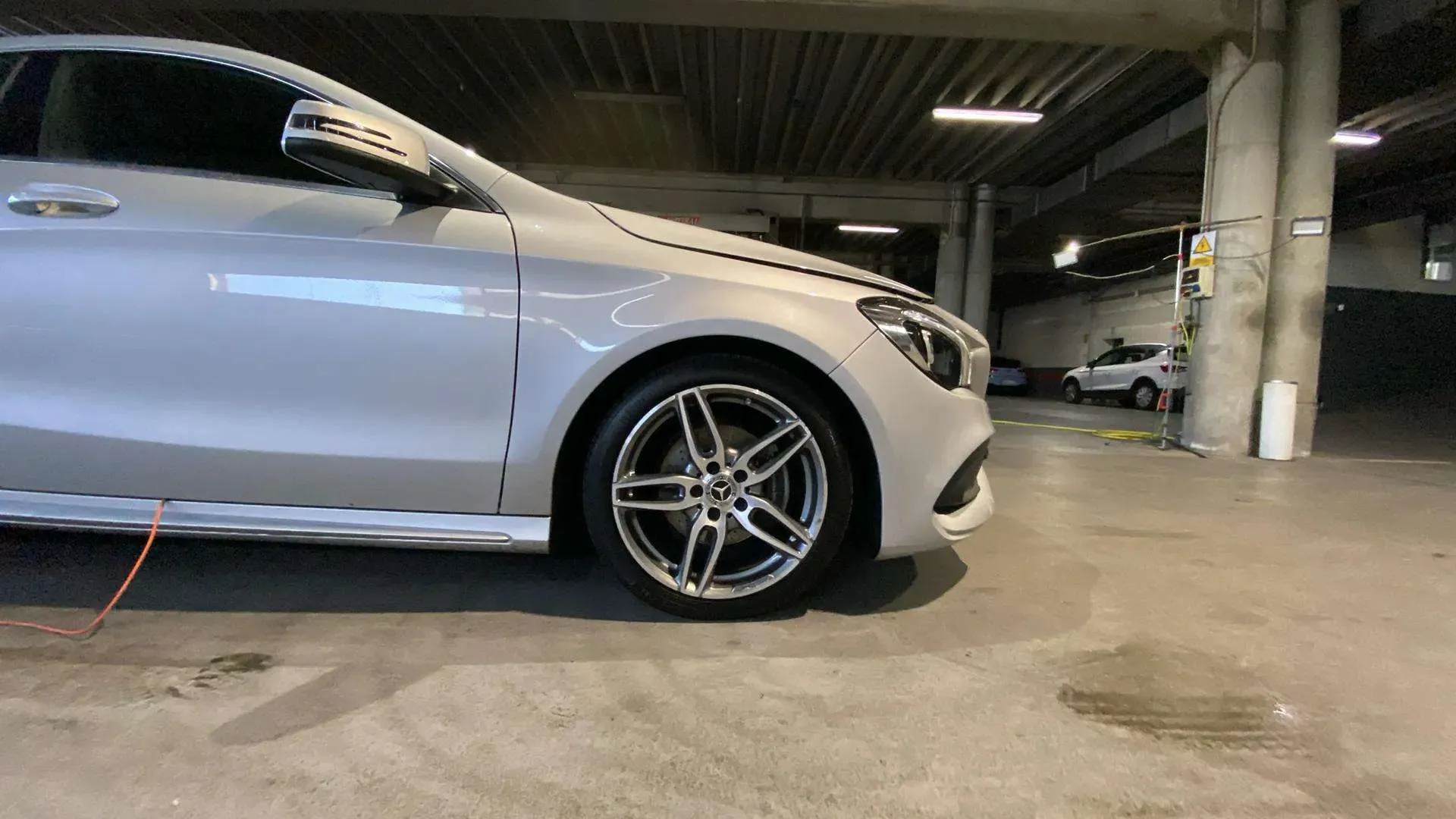 Mercedes-Benz CLA 180 - foto 13