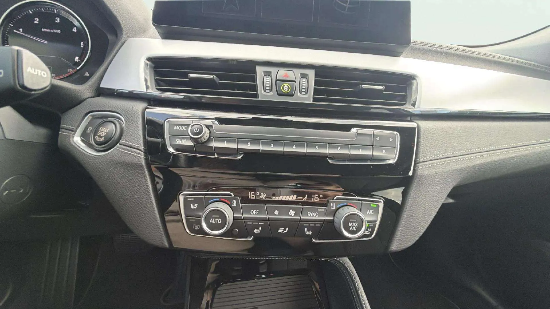 BMW X2 xDrive20dA - foto 14