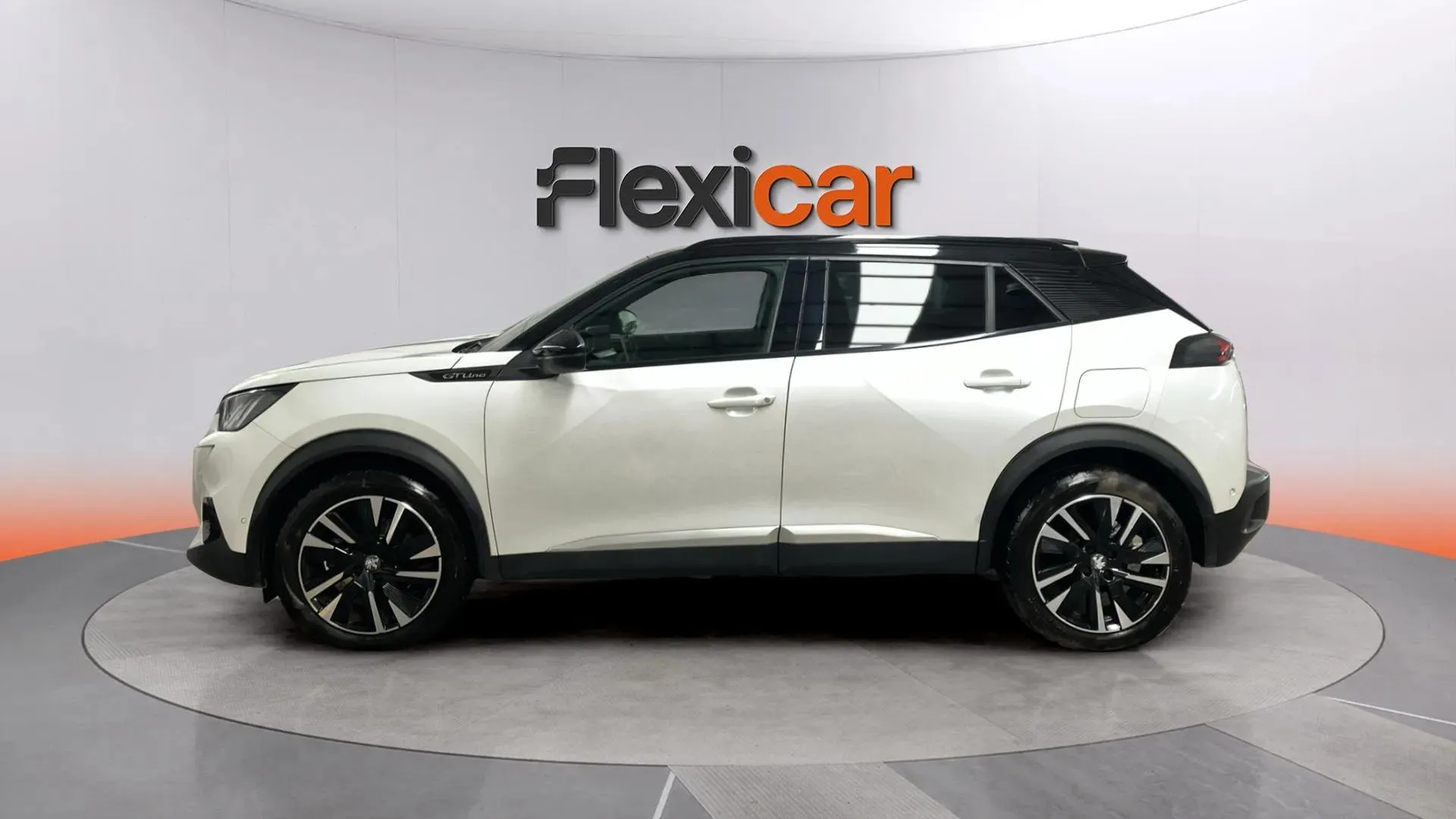 Peugeot 2008 GT Line BlueHDi 130 EAT8 - foto 4