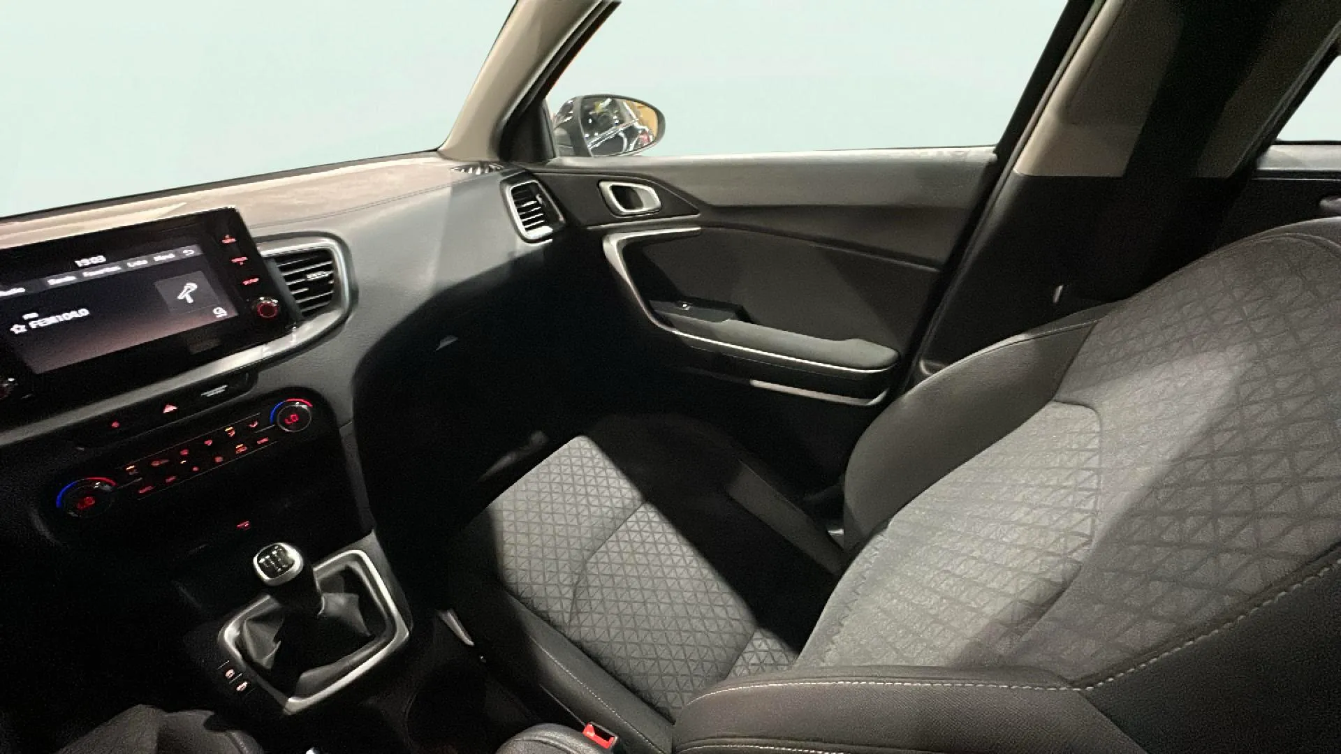 Kia Ceed 1.0 T-GDi Business - foto 18