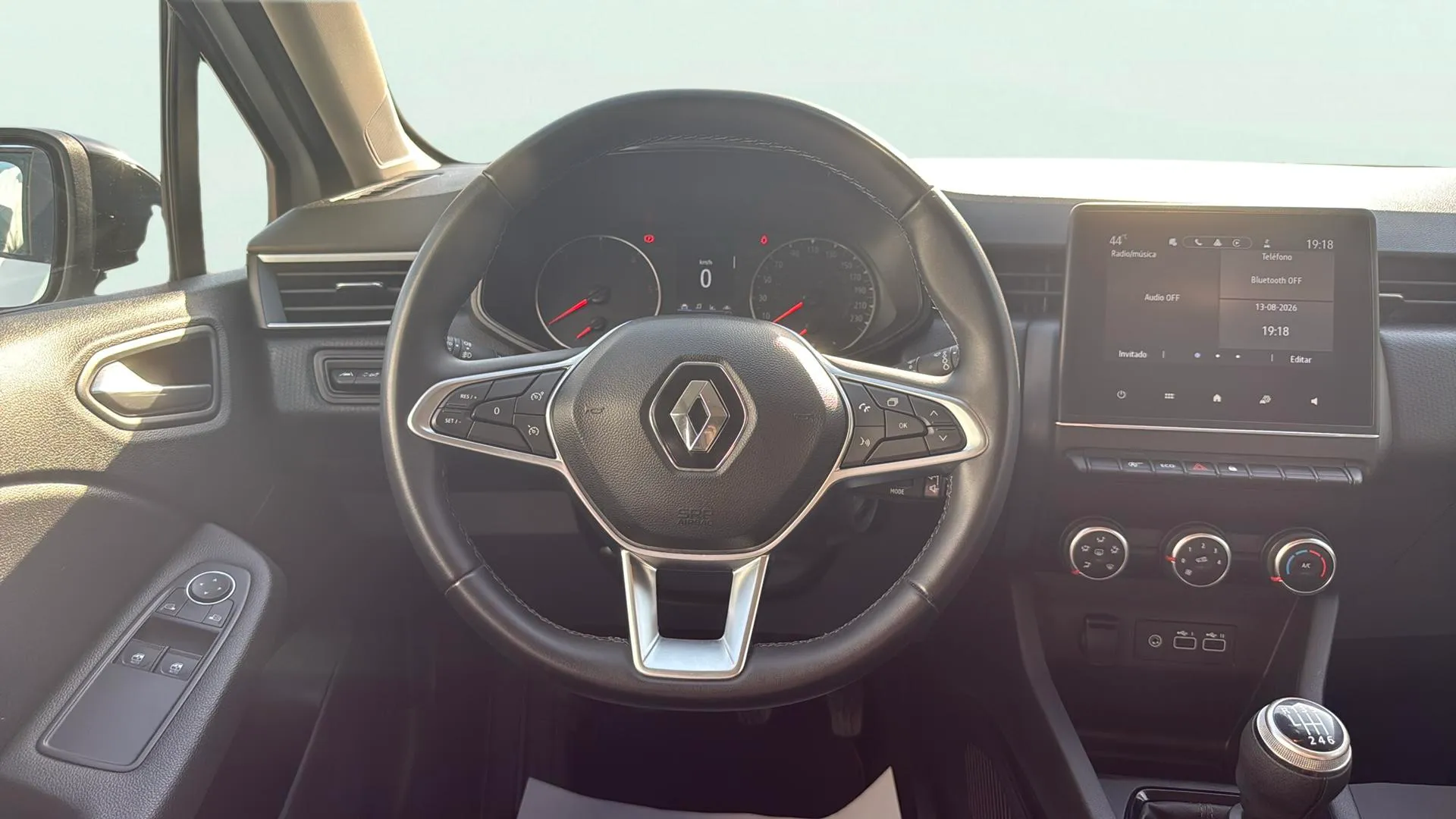 Renault Clio Evolution dCi 100 - foto 12
