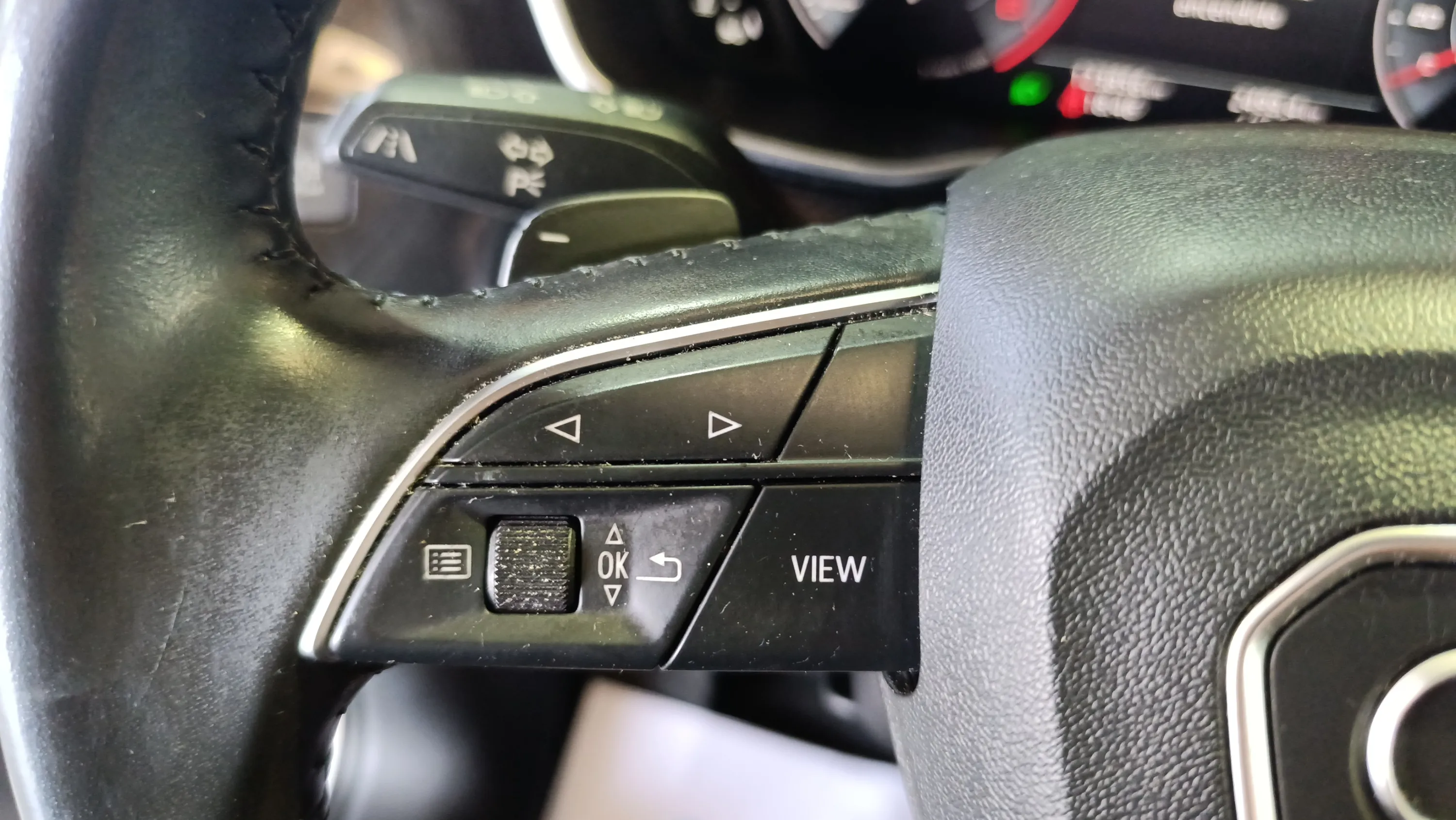 Audi Q3 35 TDI S tronic - foto 11