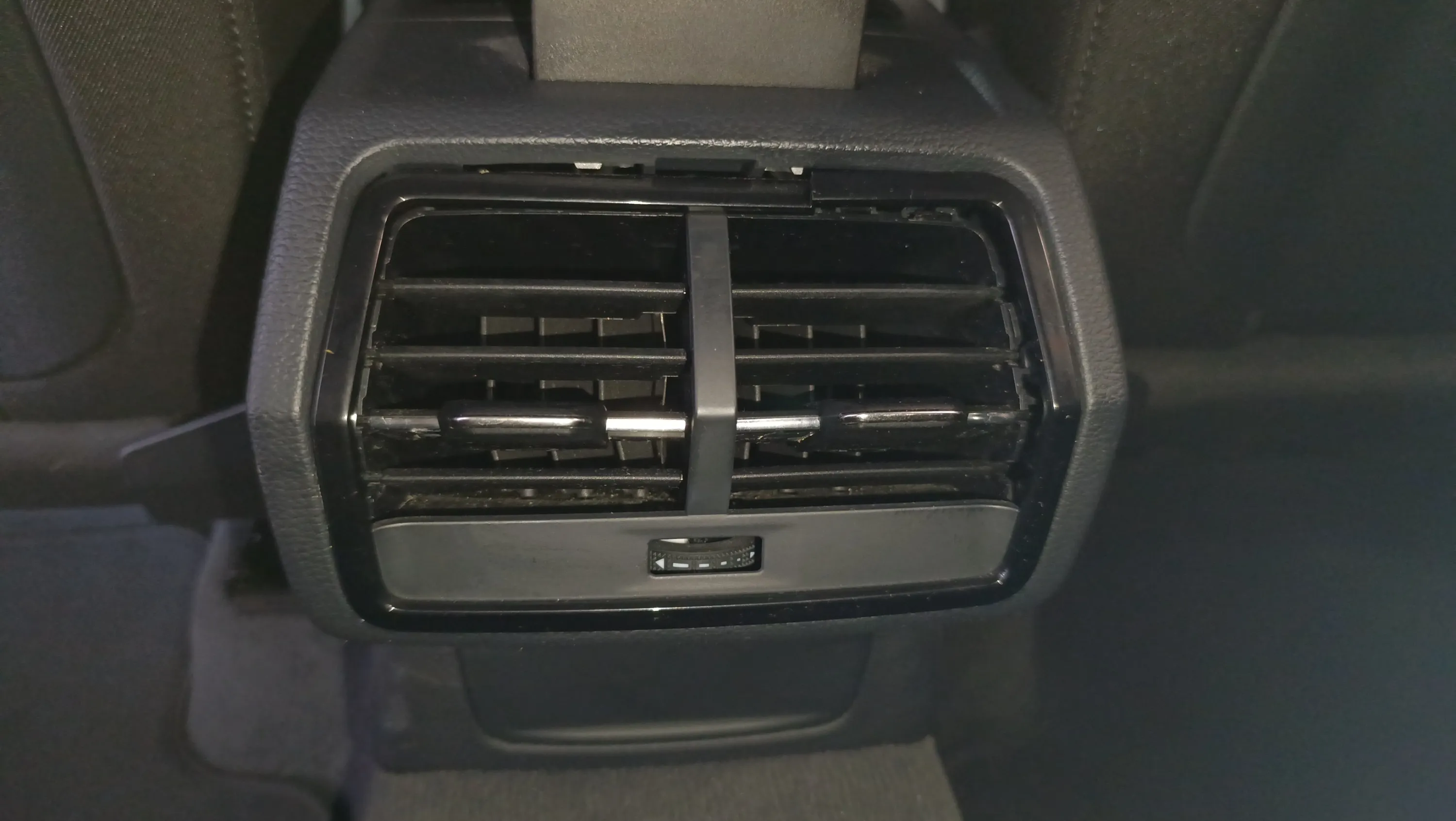 Audi Q3 35 TDI S tronic - foto 33