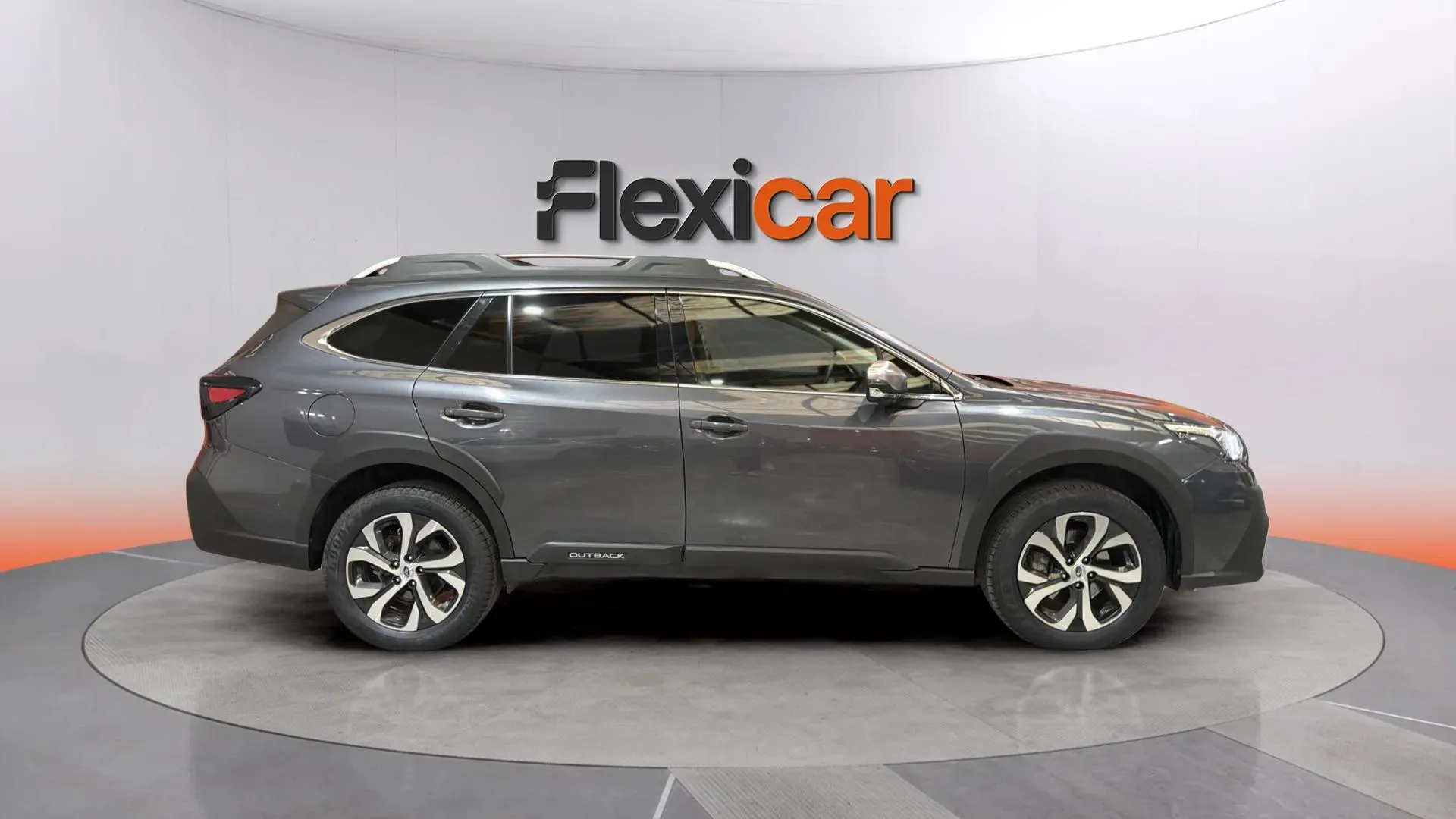Subaru Outback 2.5i Touring CVT Lineartronic AWD - foto 8