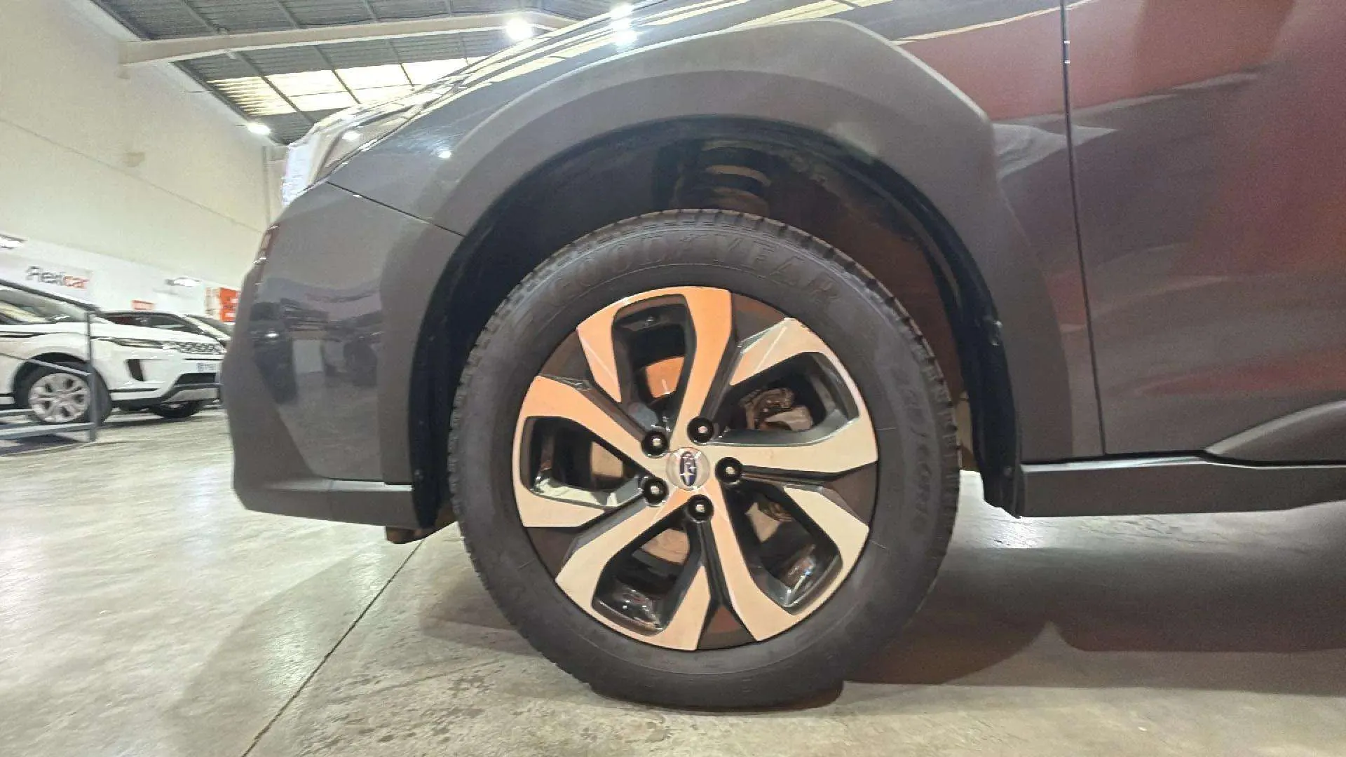 Subaru Outback 2.5i Touring CVT Lineartronic AWD - foto 27