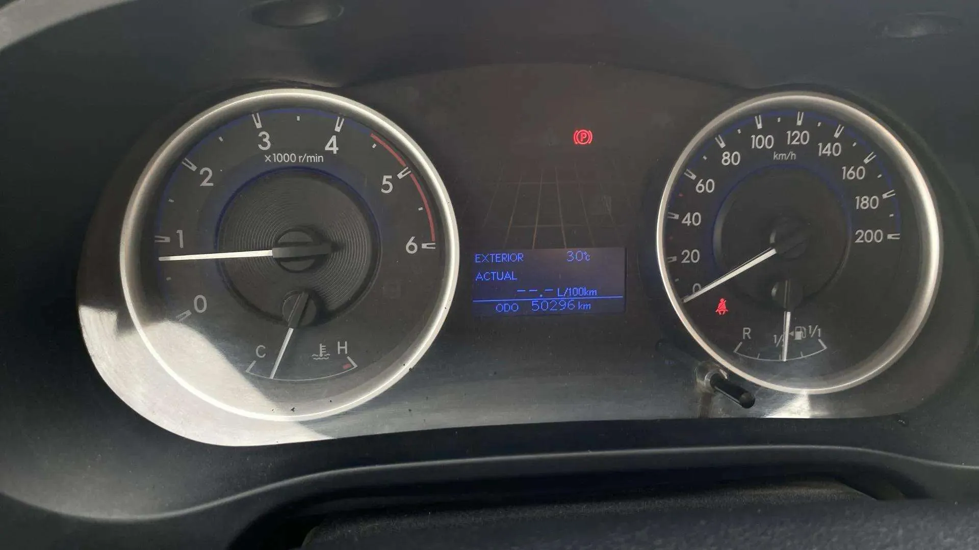 Toyota Hilux 2.4 D-4D Cabina Doble GX - foto 13