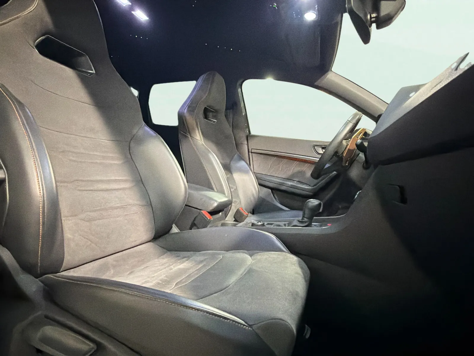 Cupra Ateca 2.0 TSI 4Drive DSG - foto 19