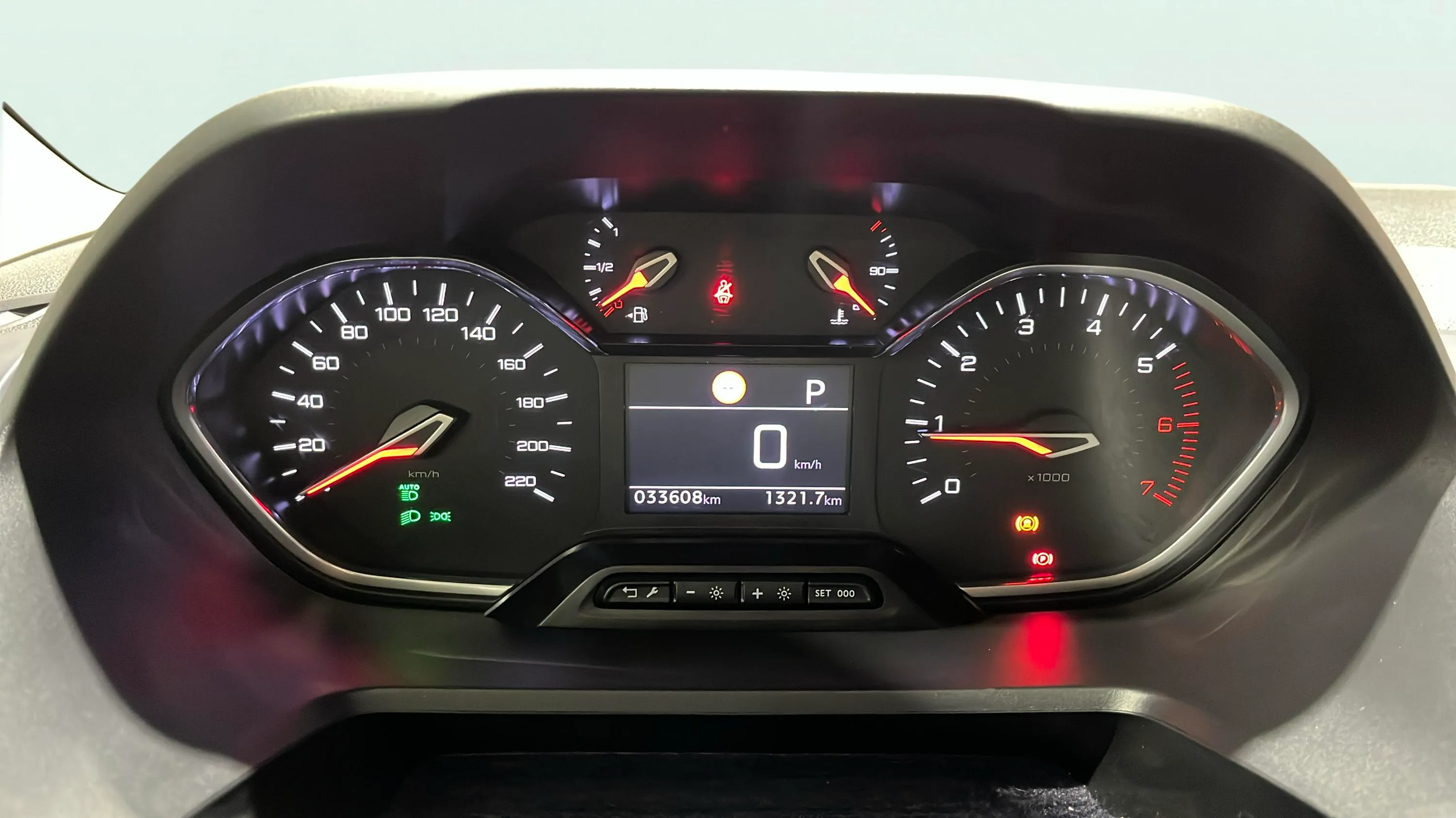 Peugeot Rifter Allure Pack Standard PureTech EAT8 - foto 23