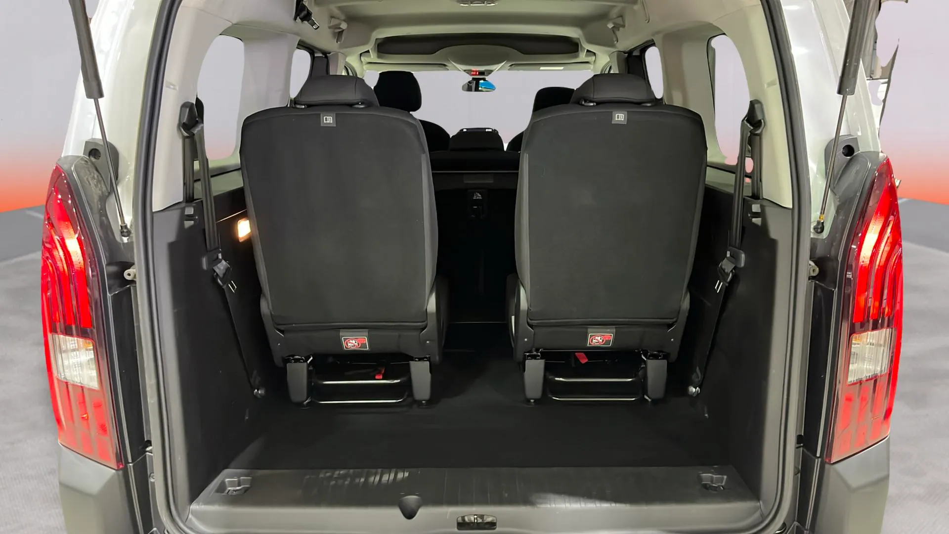 Peugeot Rifter Allure Pack Standard PureTech EAT8 - foto 10