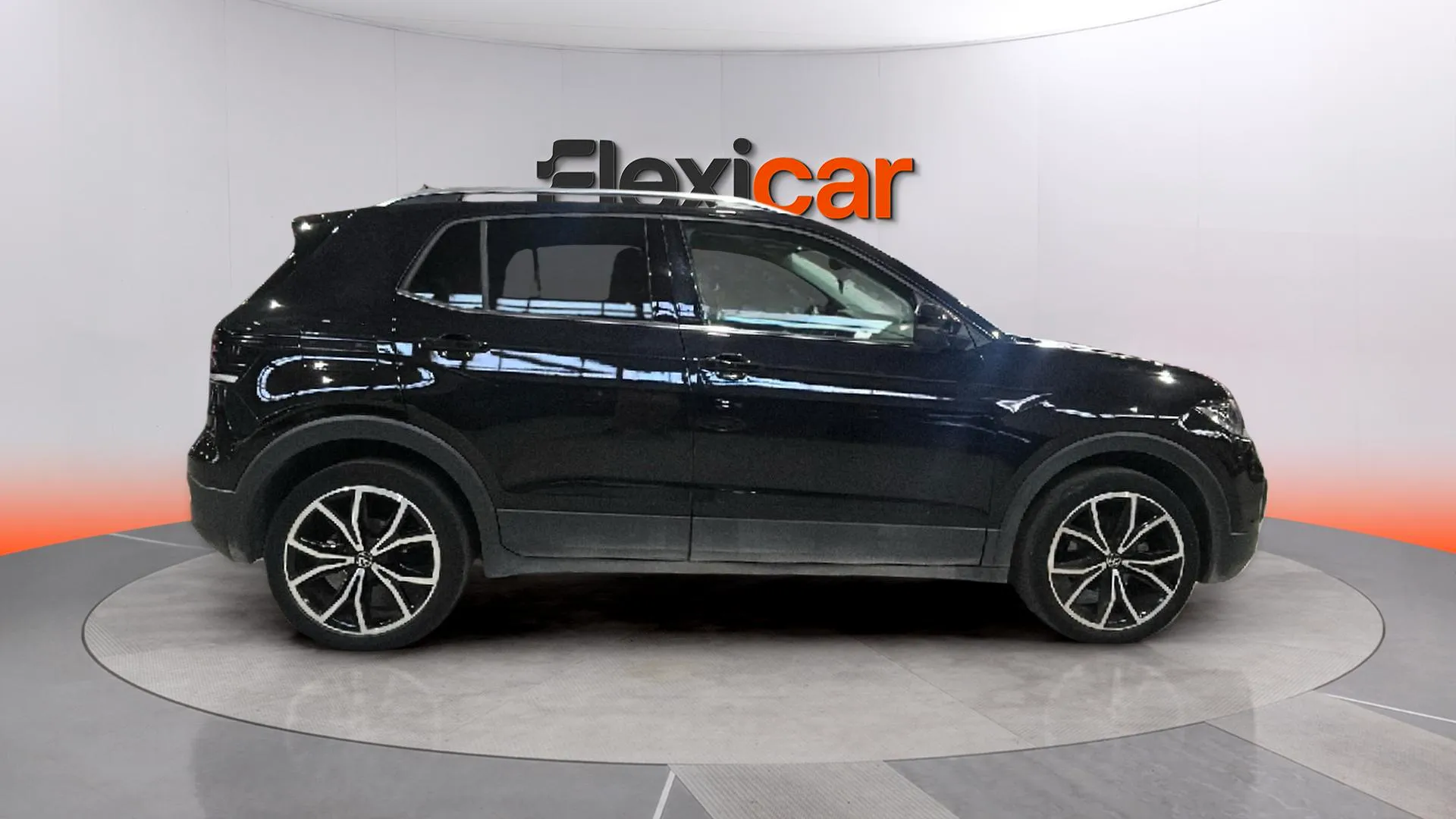 Volkswagen T-Cross Sport 1.0 TSI DSG - foto 8