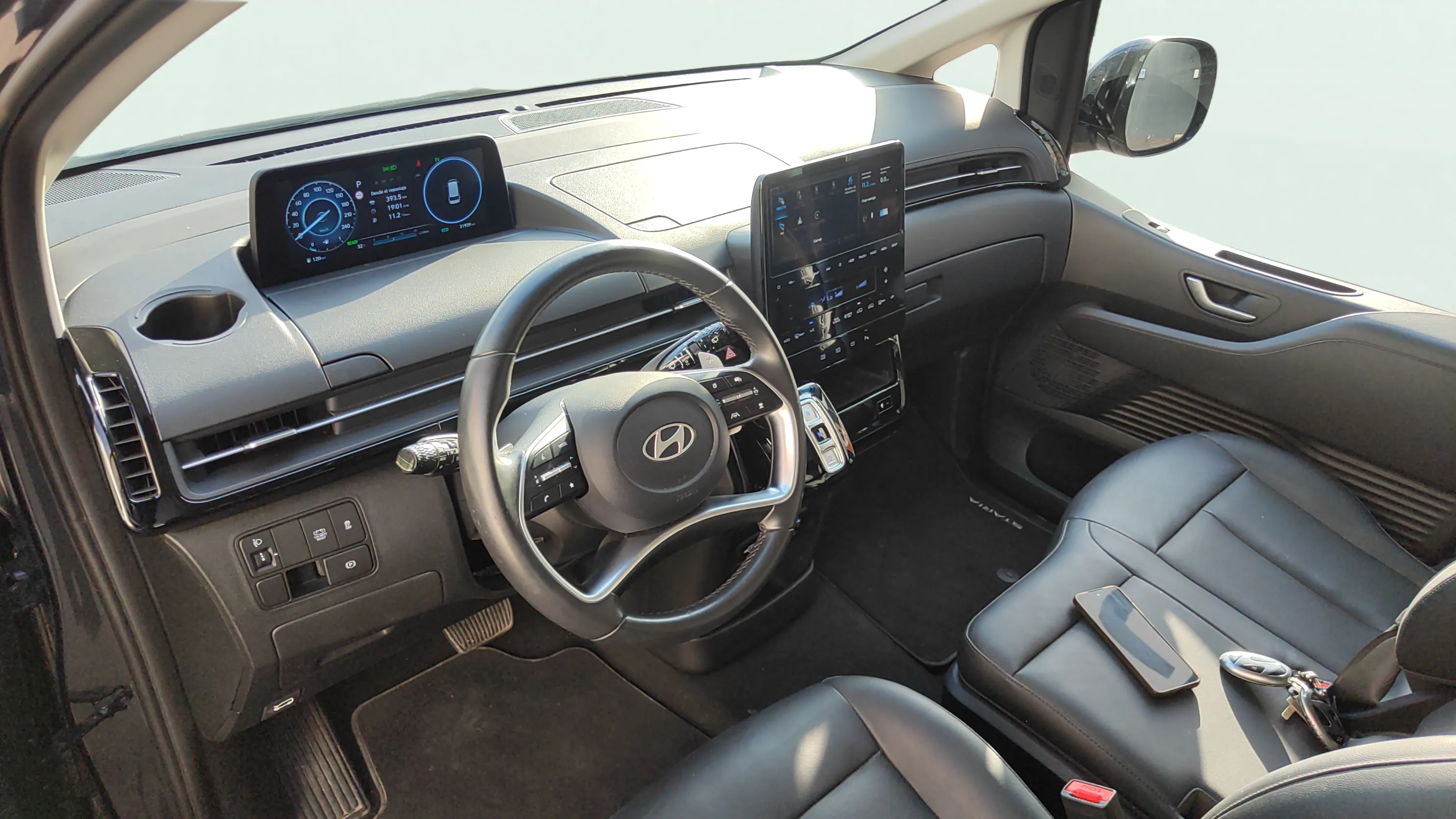 Hyundai STARIA 9S HEV 1.6 T-GDi Tecno - foto 18