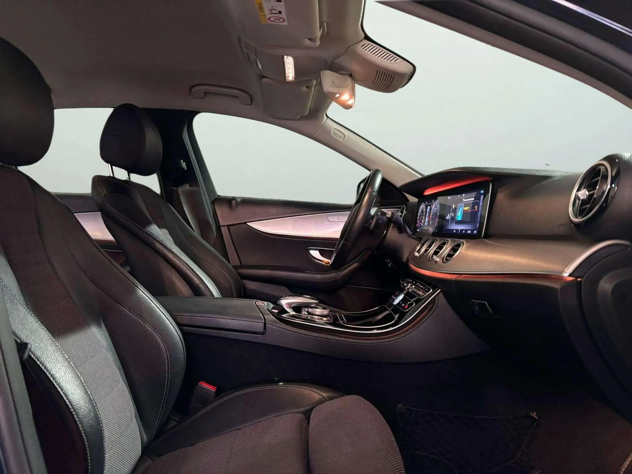 Mercedes-Benz Clase E E 220 d - foto 10