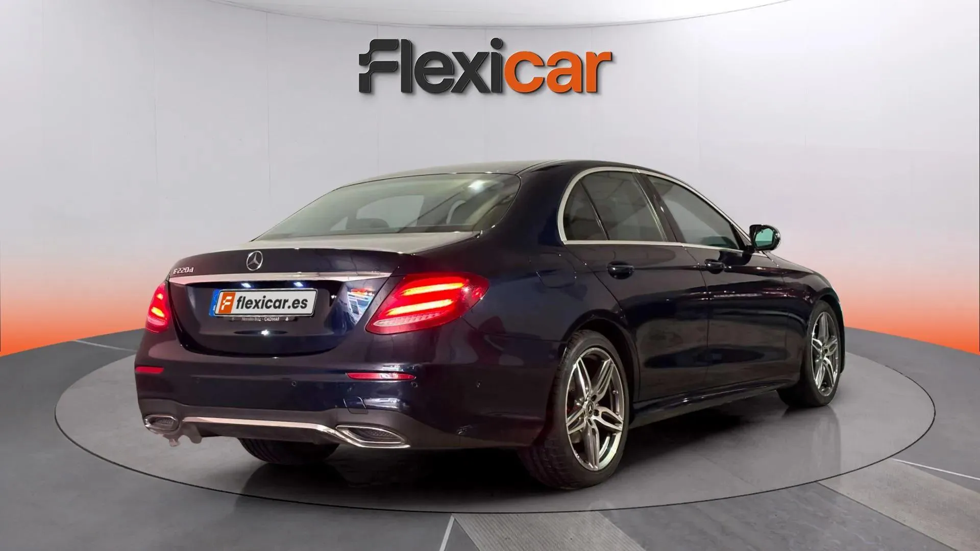 Mercedes-Benz Clase E E 220 d - foto 5