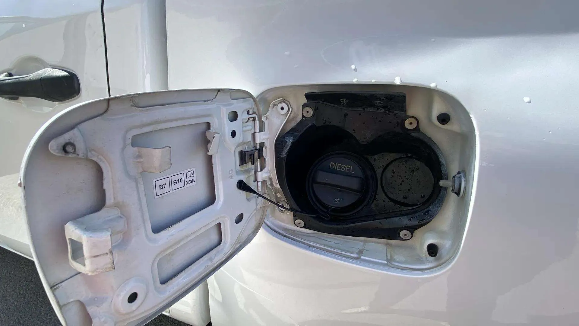 Toyota Hilux - foto 47