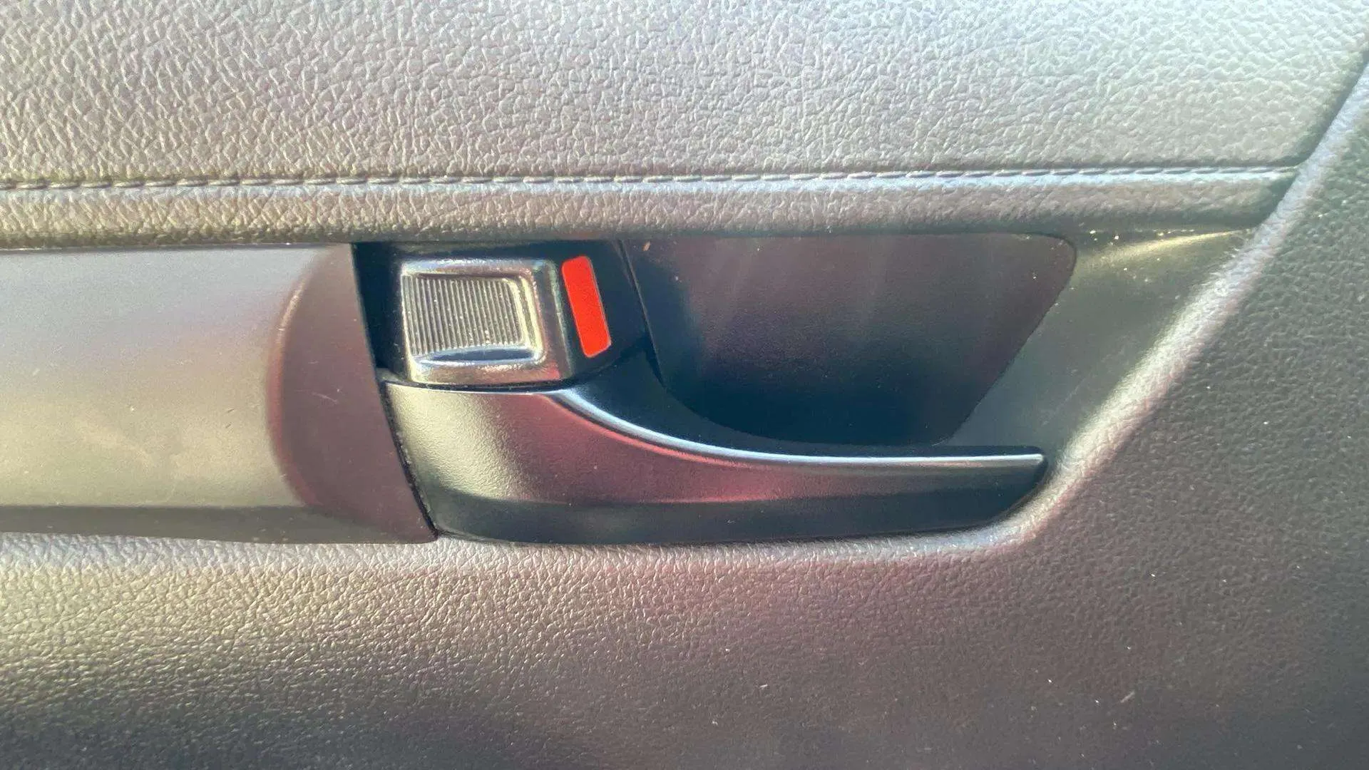 Toyota Hilux - foto 18