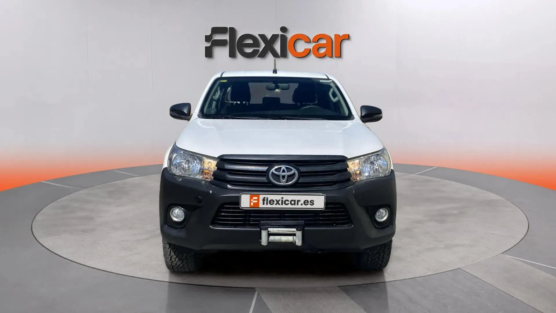 Toyota Hilux - foto 8