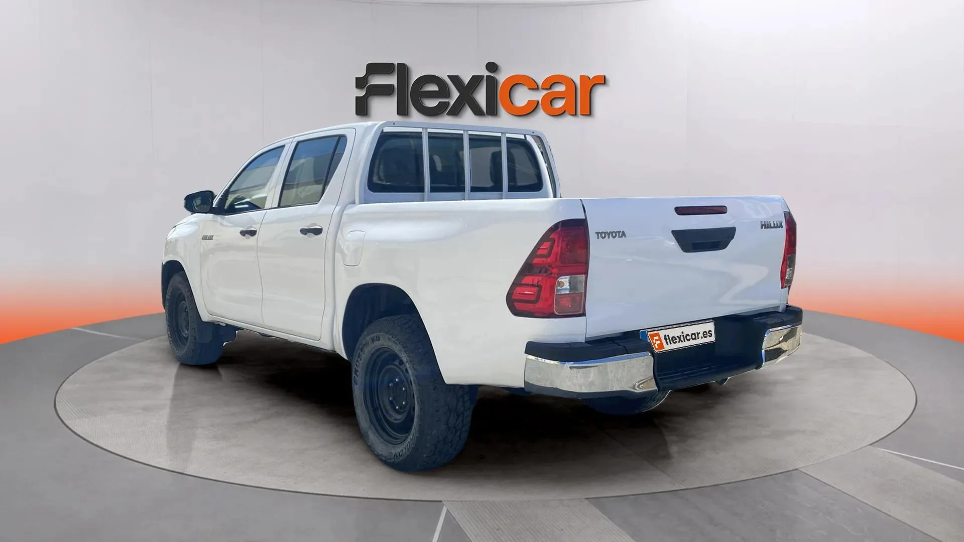 Toyota Hilux - foto 5