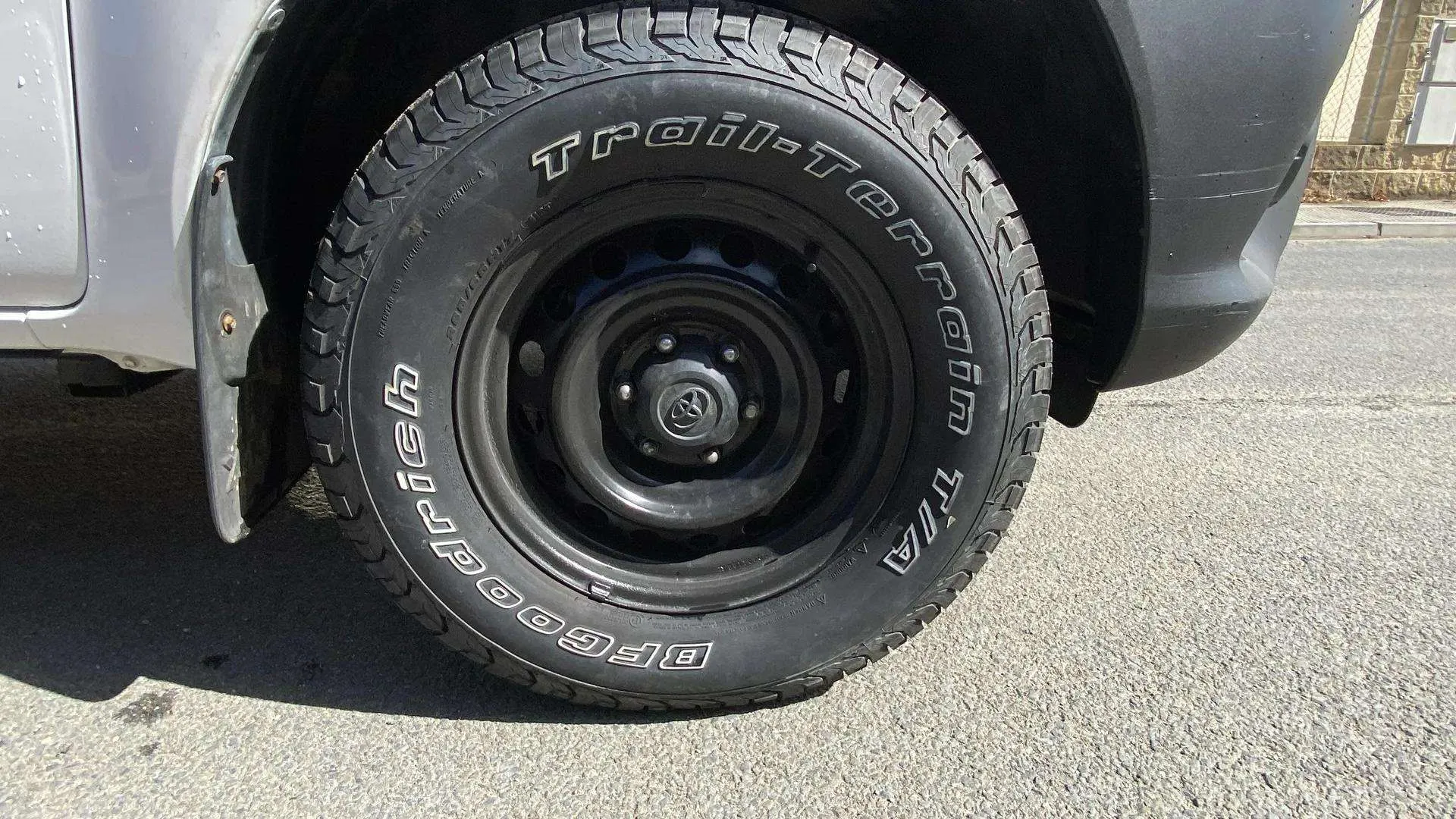 Toyota Hilux - foto 42