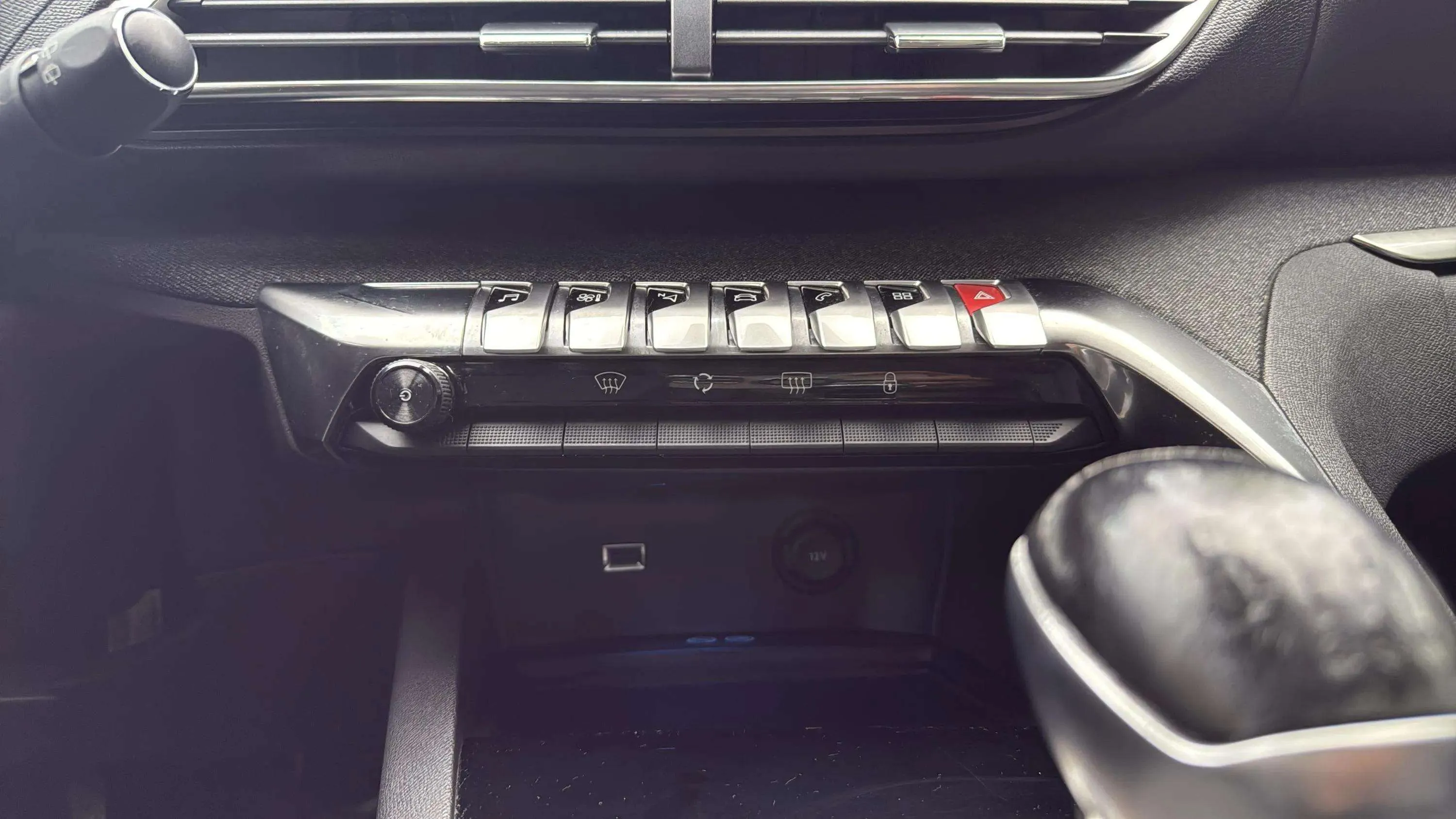 Peugeot 3008 1.2 PureTech Allure - foto 23