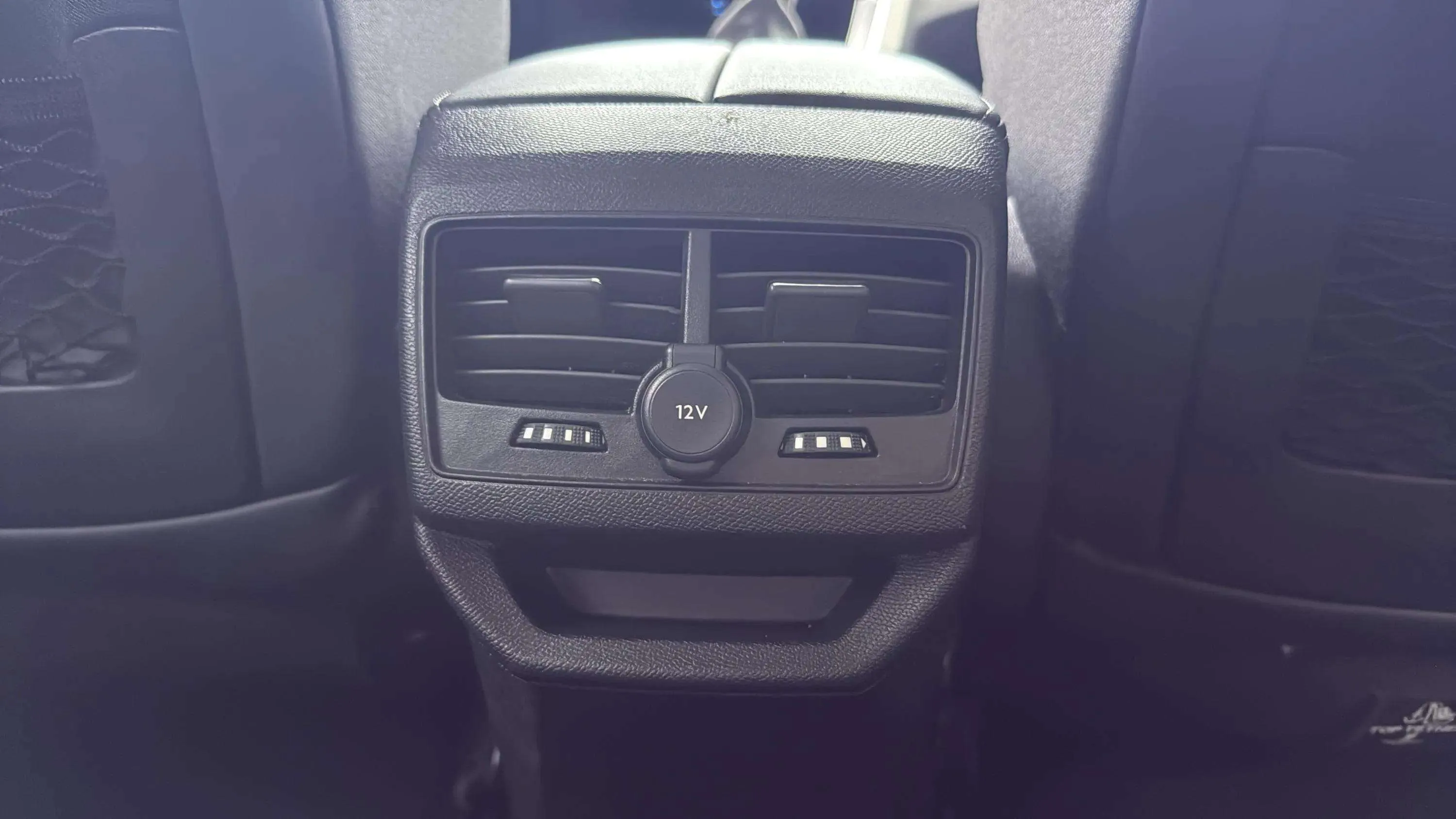 Peugeot 3008 1.2 PureTech Allure - foto 26