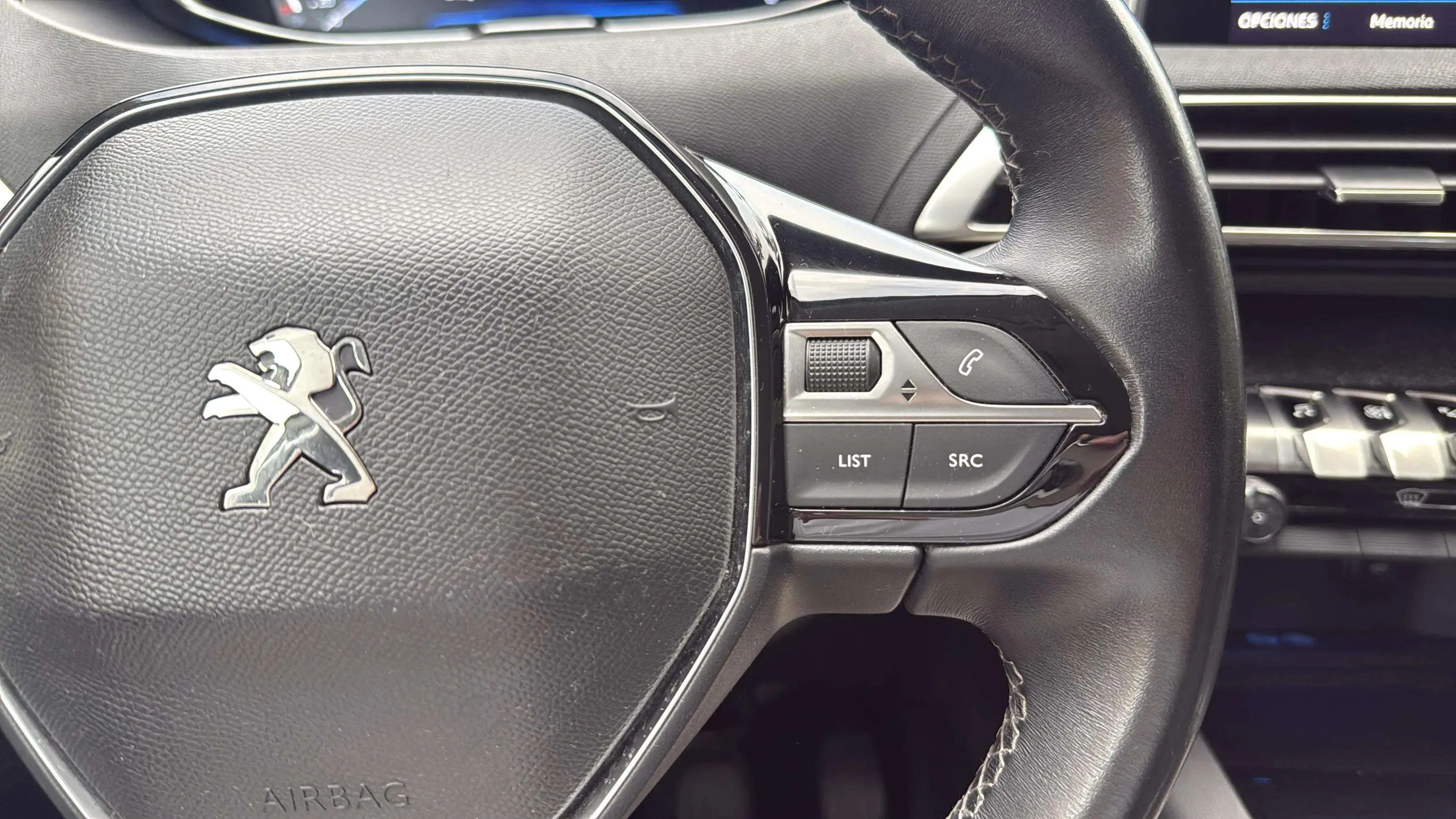 Peugeot 3008 1.2 PureTech Allure - foto 18