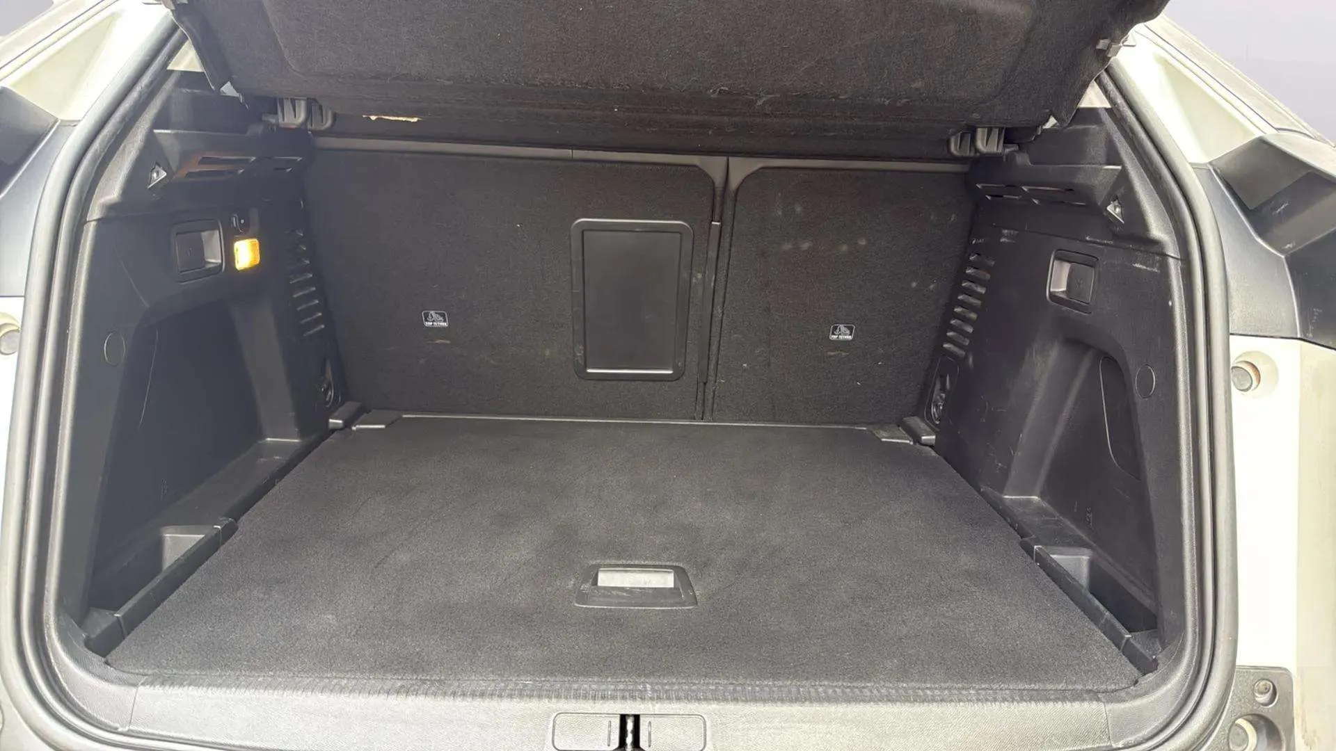 Peugeot 3008 1.2 PureTech Allure - foto 4