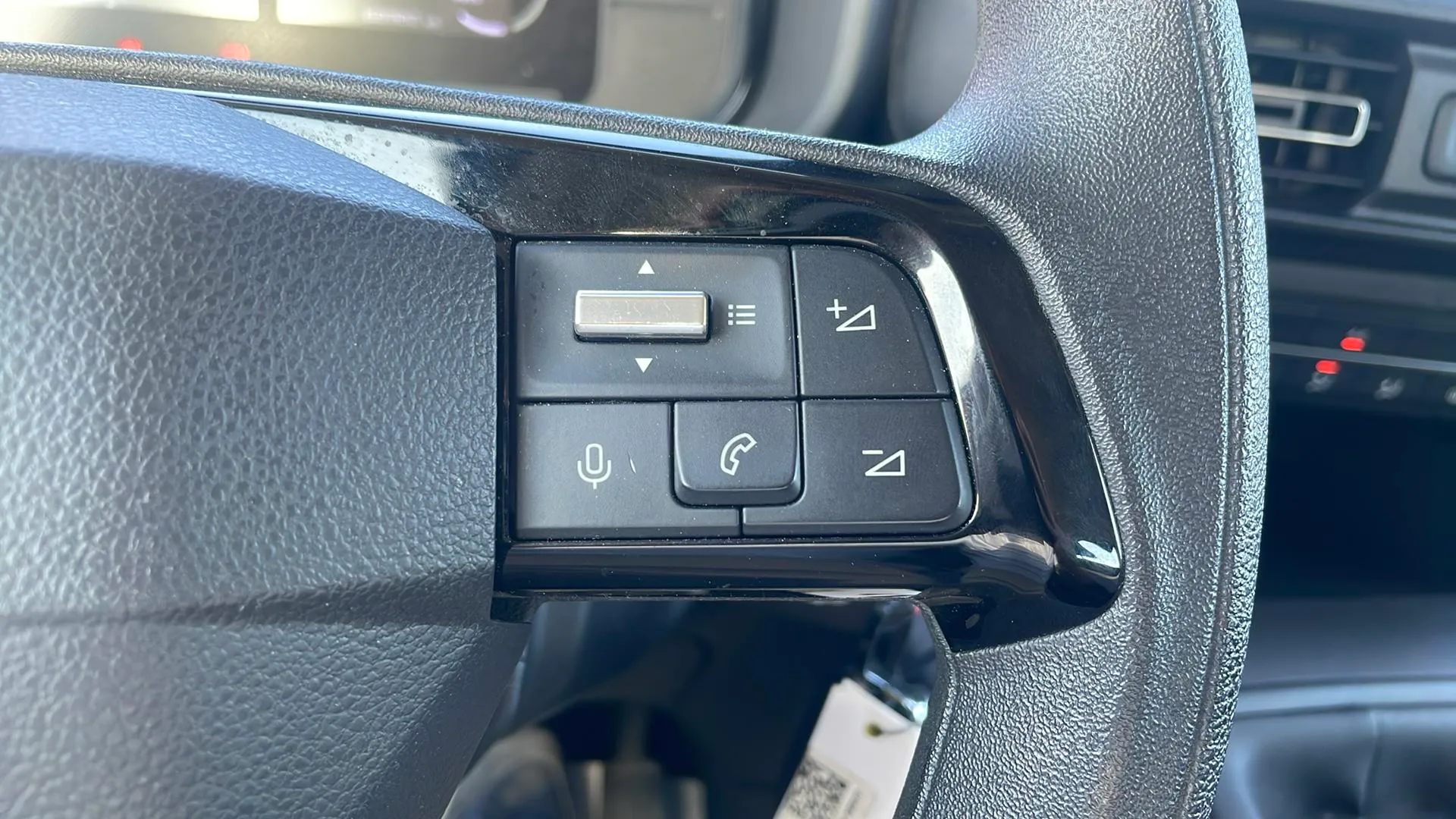 Citroën Berlingo Talla M BlueHDi 100 Plus - foto 32