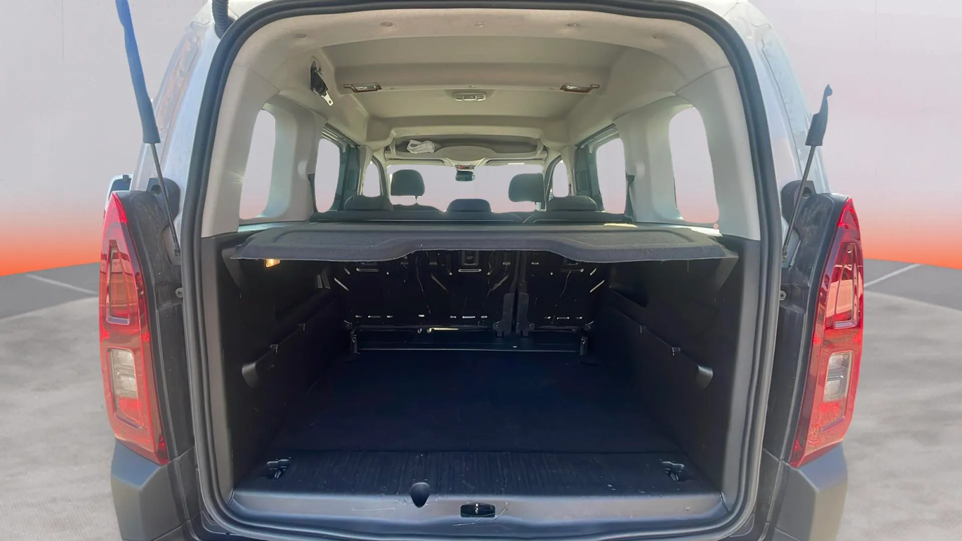 Citroën Berlingo Talla M BlueHDi 100 Plus - foto 16