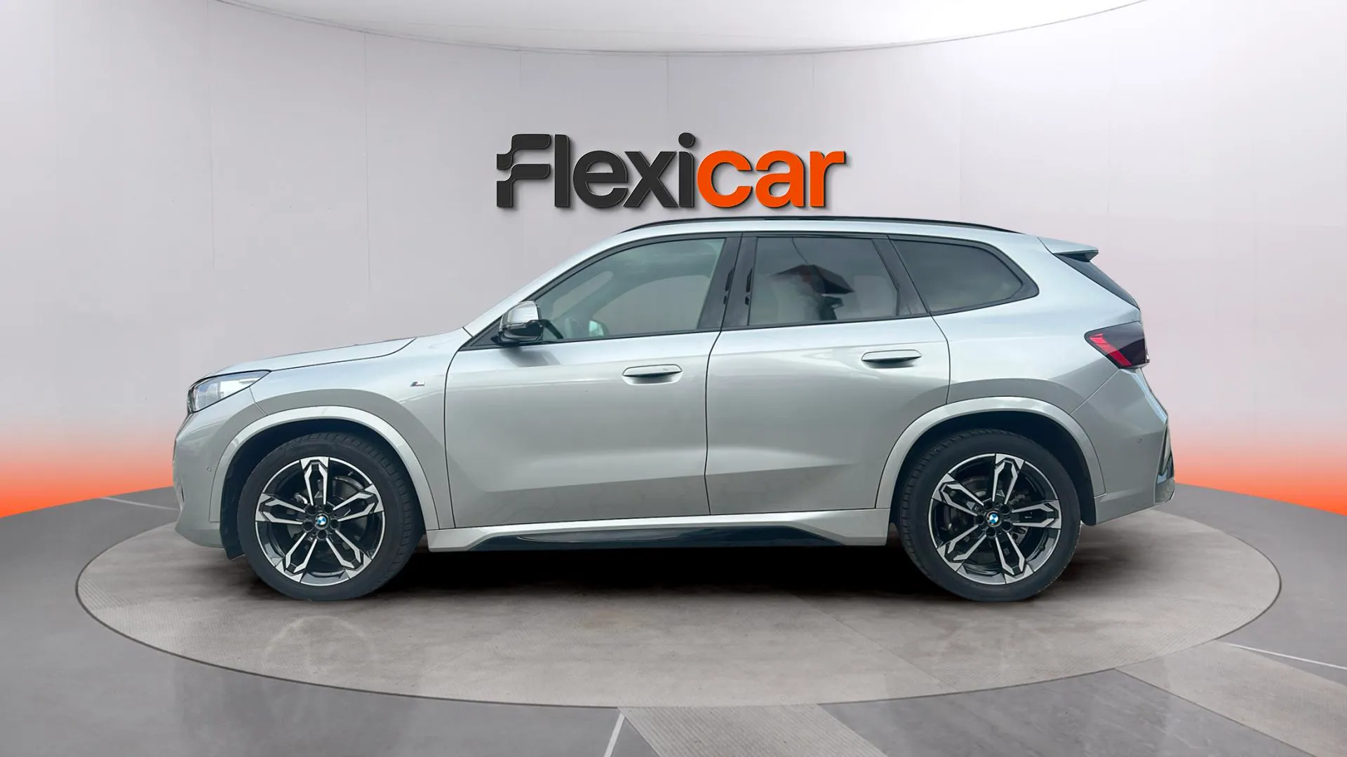 BMW X1 sDrive18d - foto 4