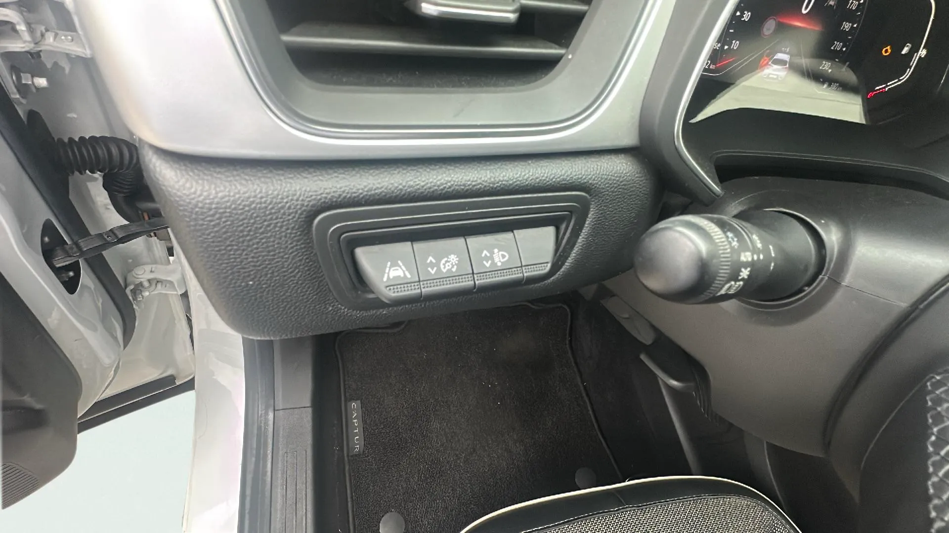 Renault Captur Intens TCe GPF Micro Híbrido - foto 22