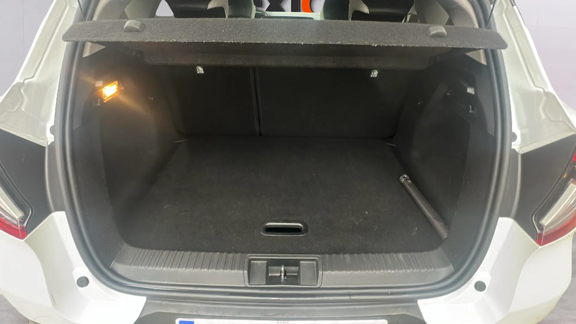 Renault Captur Intens TCe GPF Micro Híbrido - foto 9