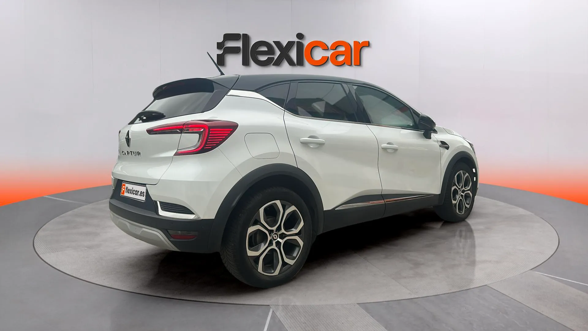 Renault Captur Intens TCe GPF Micro Híbrido - foto 8