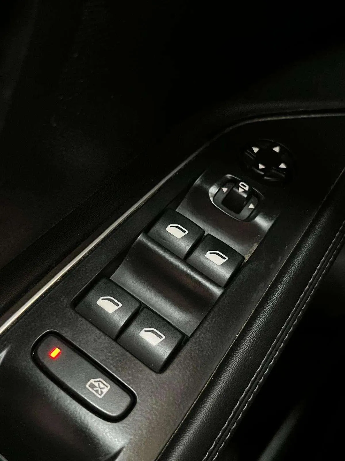 Peugeot 5008 Allure 1.2L PureTech - foto 9