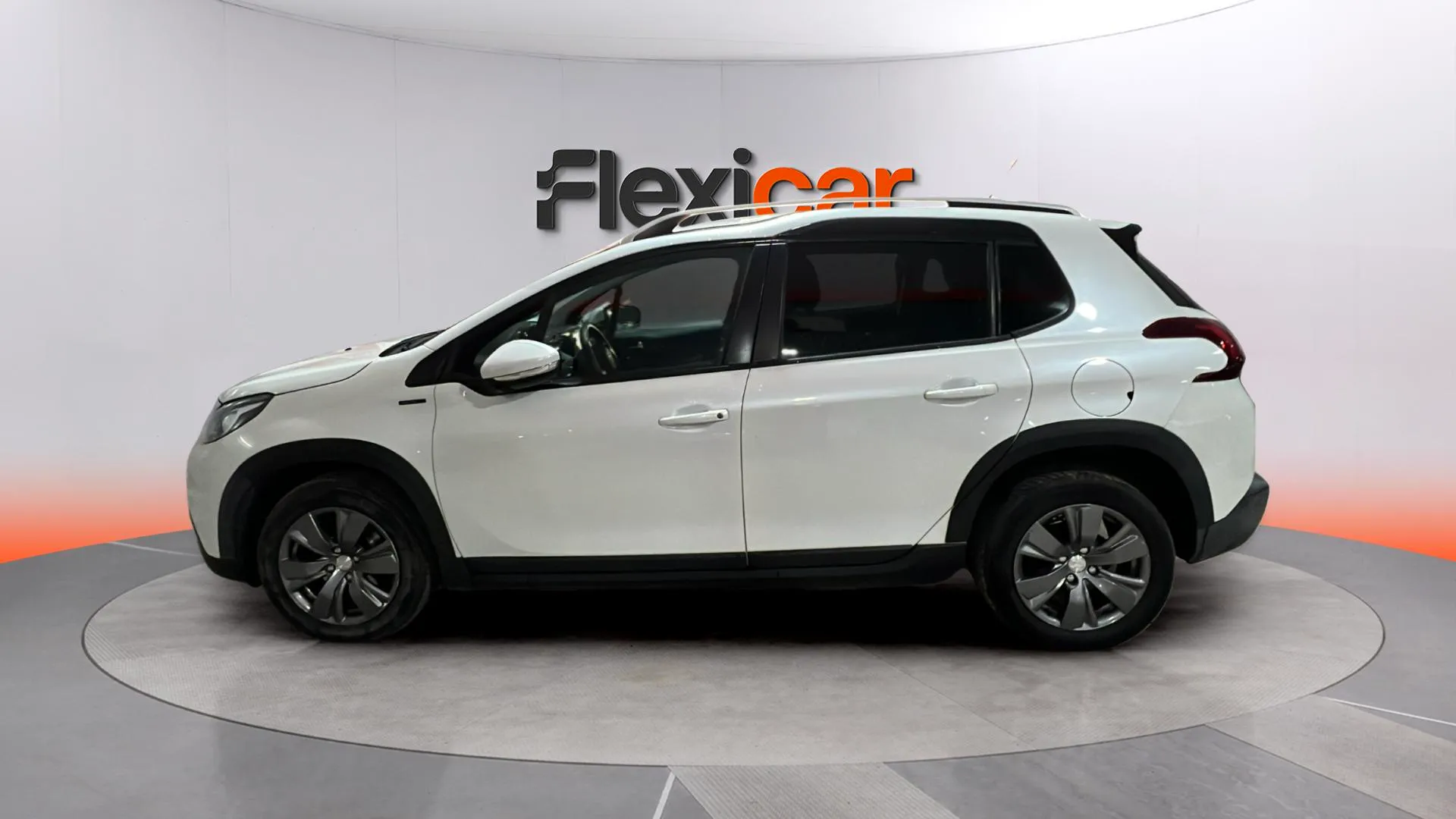Peugeot 2008 Allure PureTech 110 - foto 4